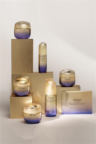 Shiseido Vital Perfection Firming 50 ml Yüz Bakım Gece Kremi