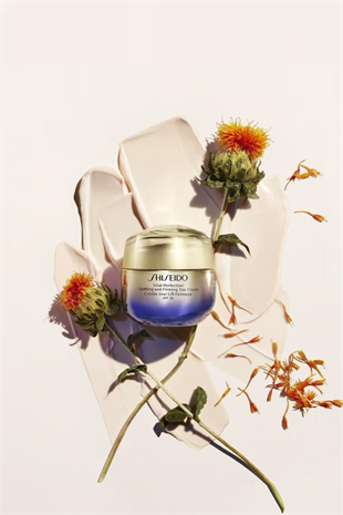 Shiseido Vital Perfection Uplifting Day Cream 50 ml Yüz Bakım Kremi