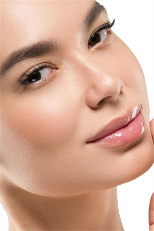 Show by Pastel Pastel Show Your Lumos Clear Gloss