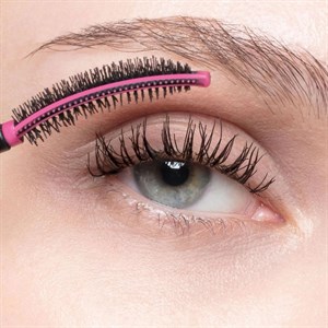 Yves Saint Laurent Mascara Volume Effet Faux Cils The Curler 1