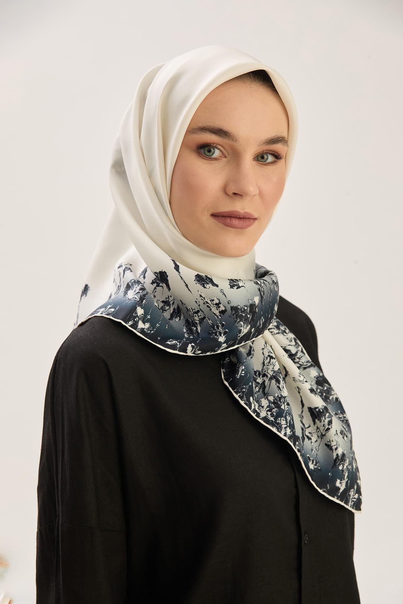 ARUS TİVİL İPEK EŞARP 90*90 CM - EKRU