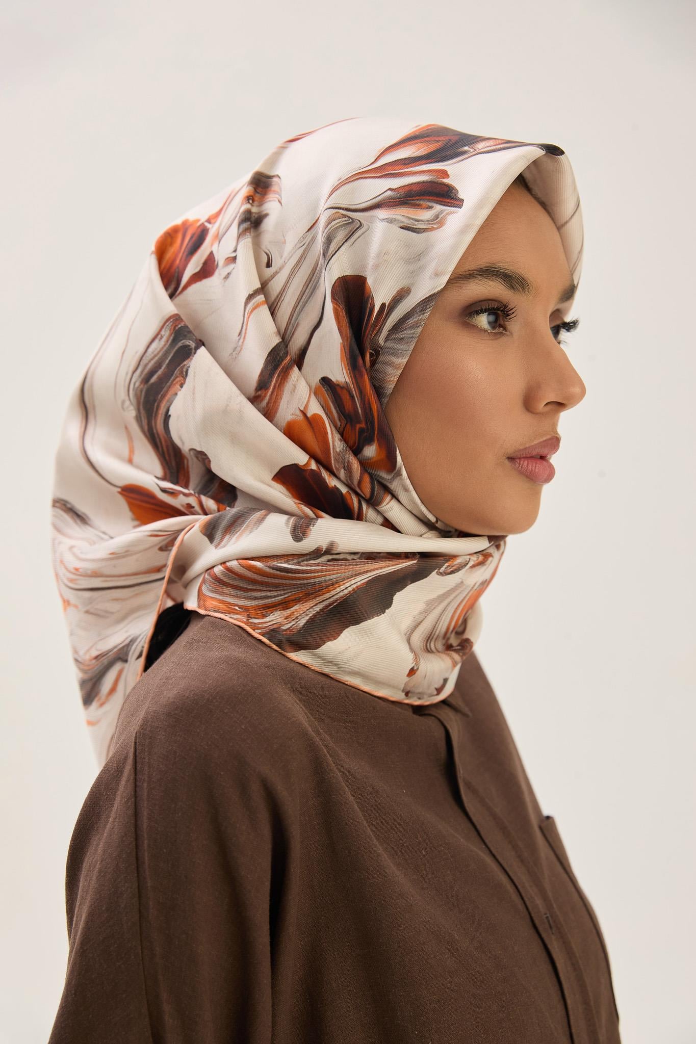 BUĞU MULBERRY İPEK EŞARP  90*90 CM - TURUNCU