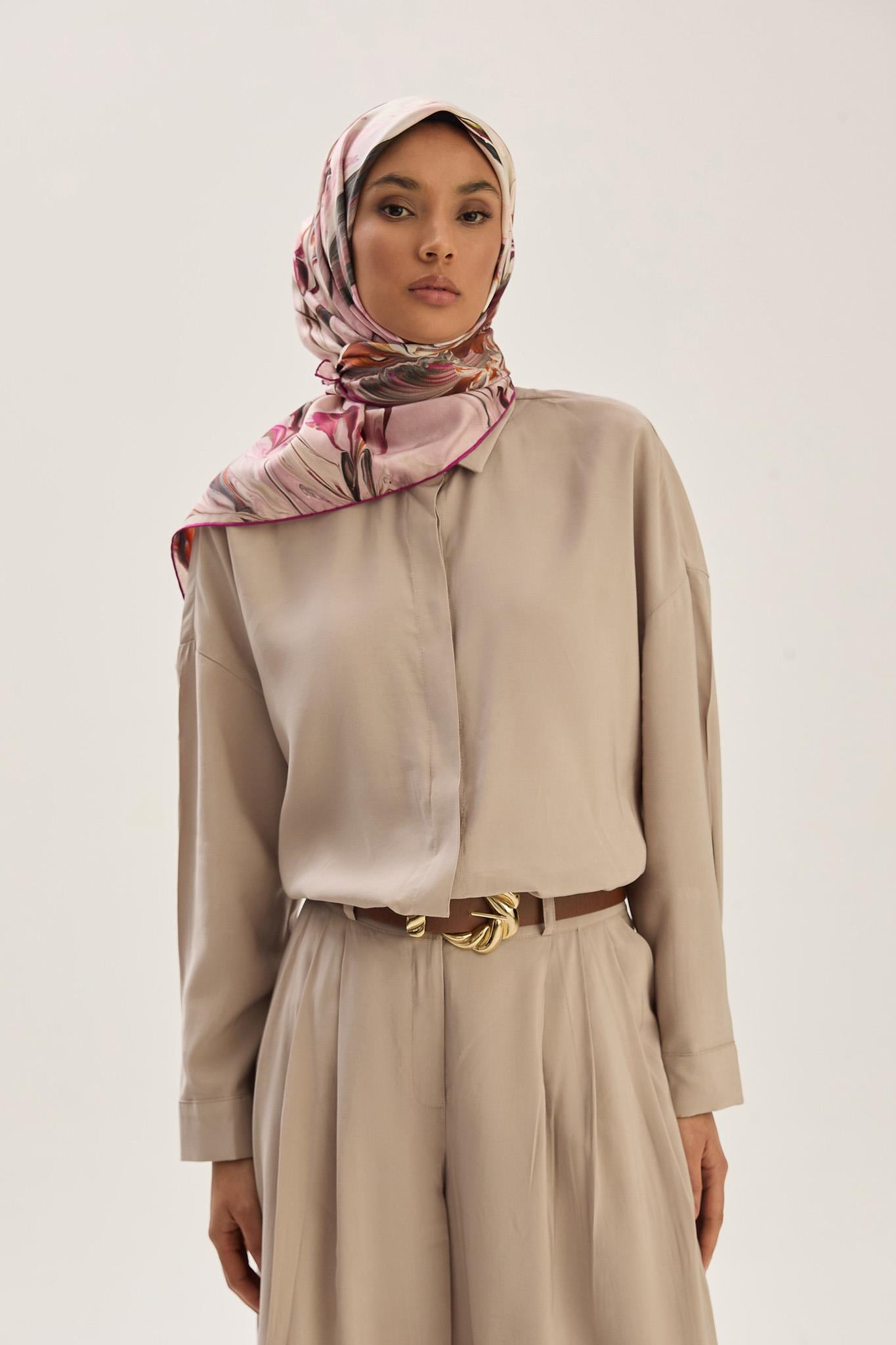 BUĞU MULBERRY İPEK EŞARP 90*90 CM - VİŞNE