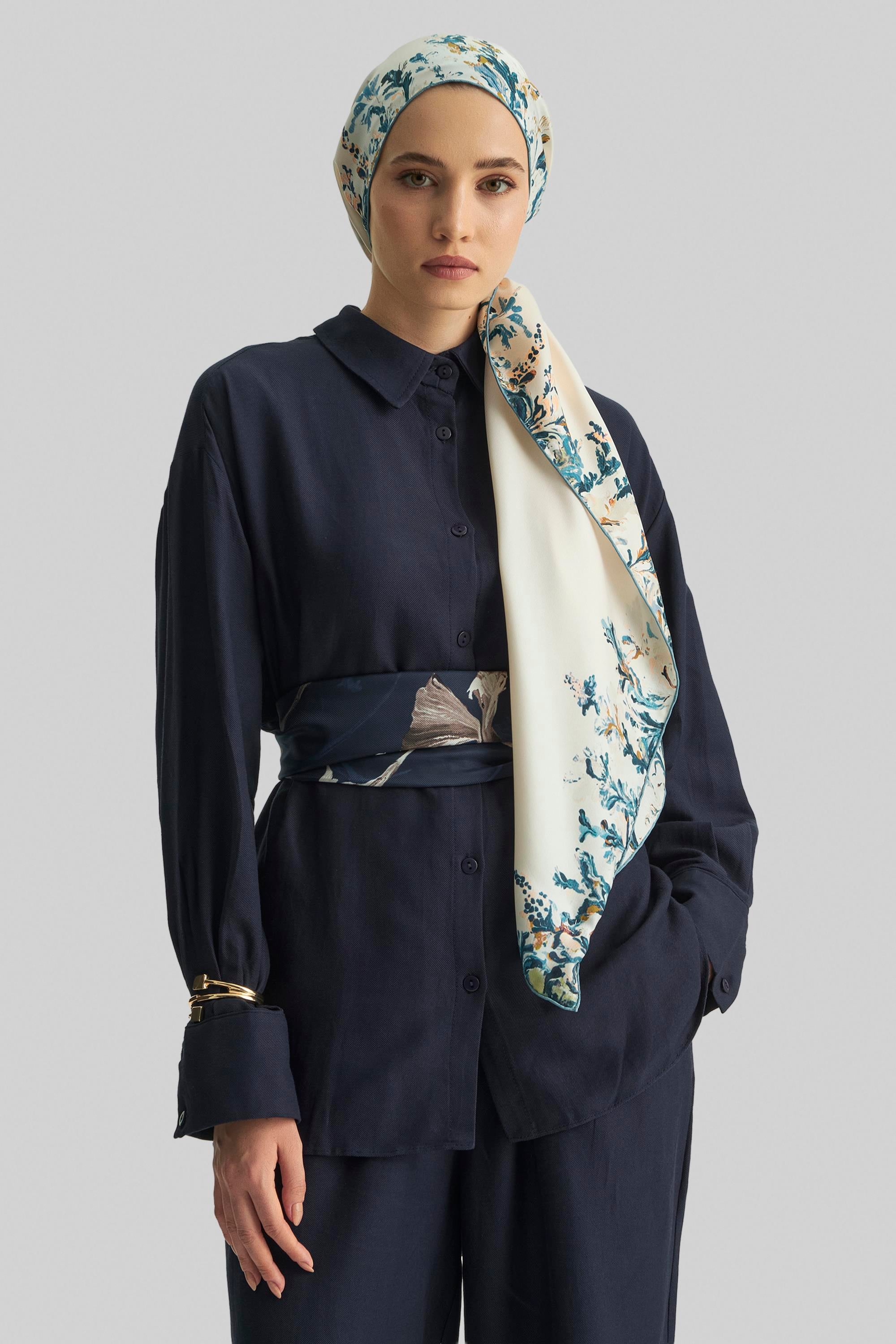 BURCU MULBERRY İPEK ŞAL 70*190 CM - PETROL MAVİ