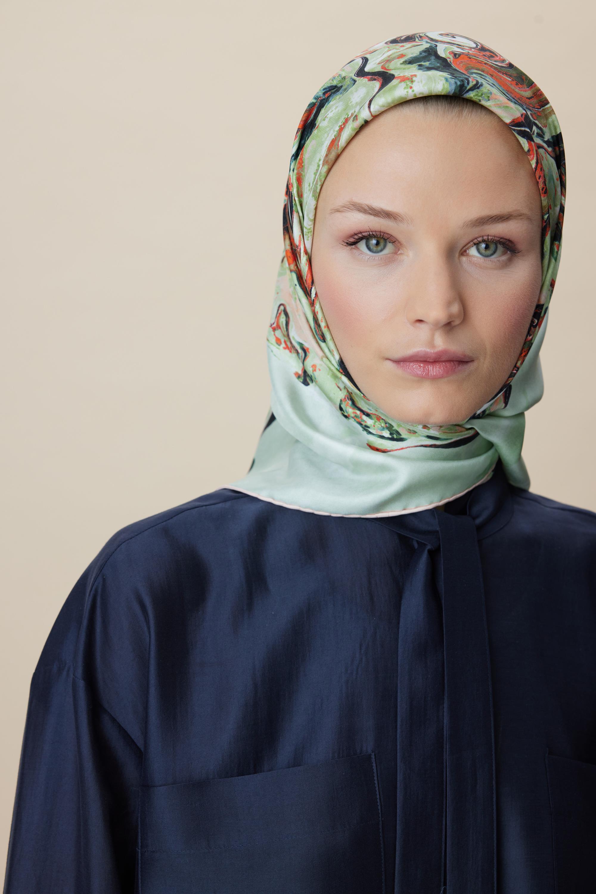 DÜŞ TİVİL İPEK EŞARP 90*90 CM - YEŞİL