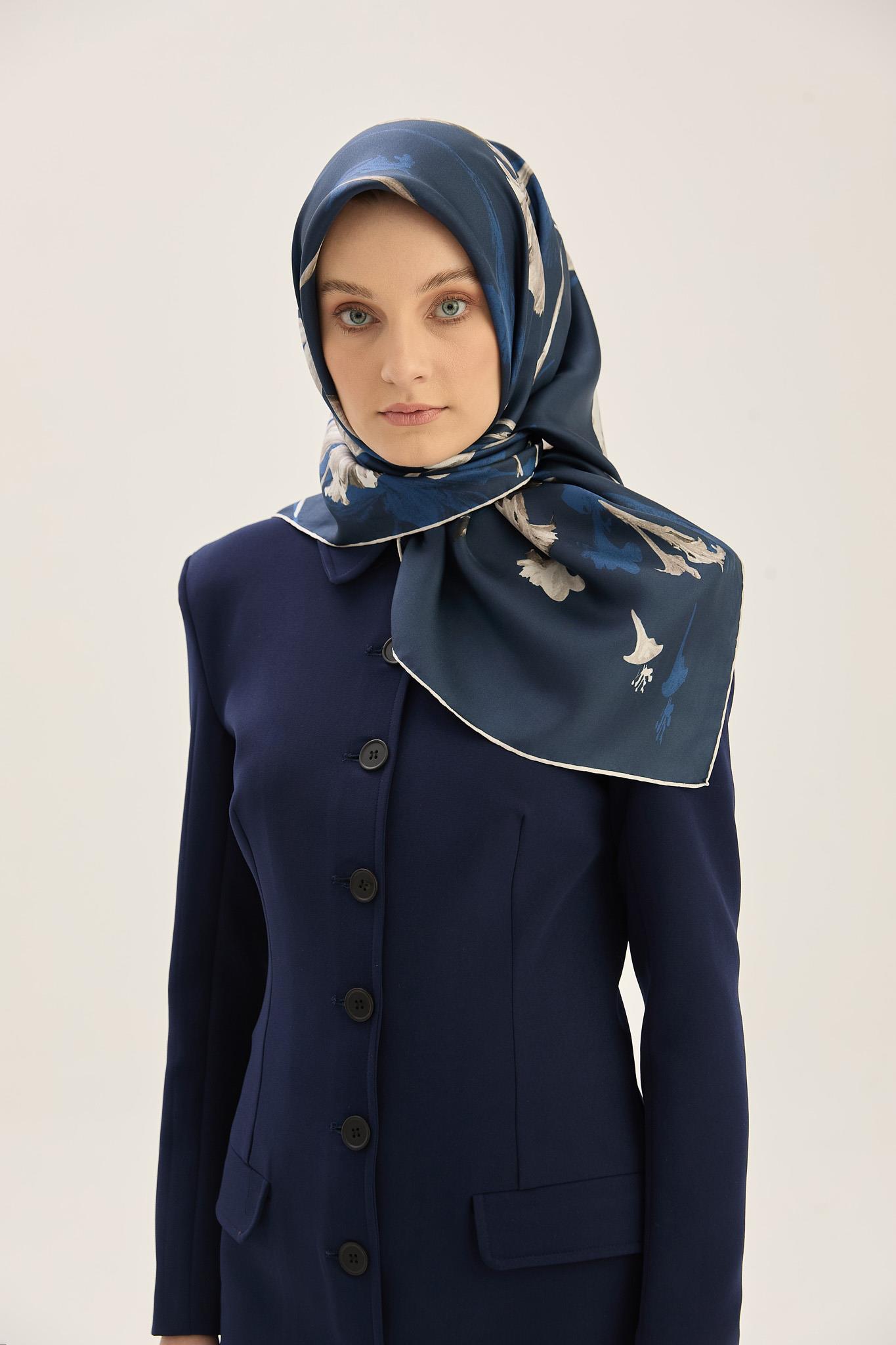 EFLİN TİVİL İPEK EŞARP 90*90 CM - LACİVERT