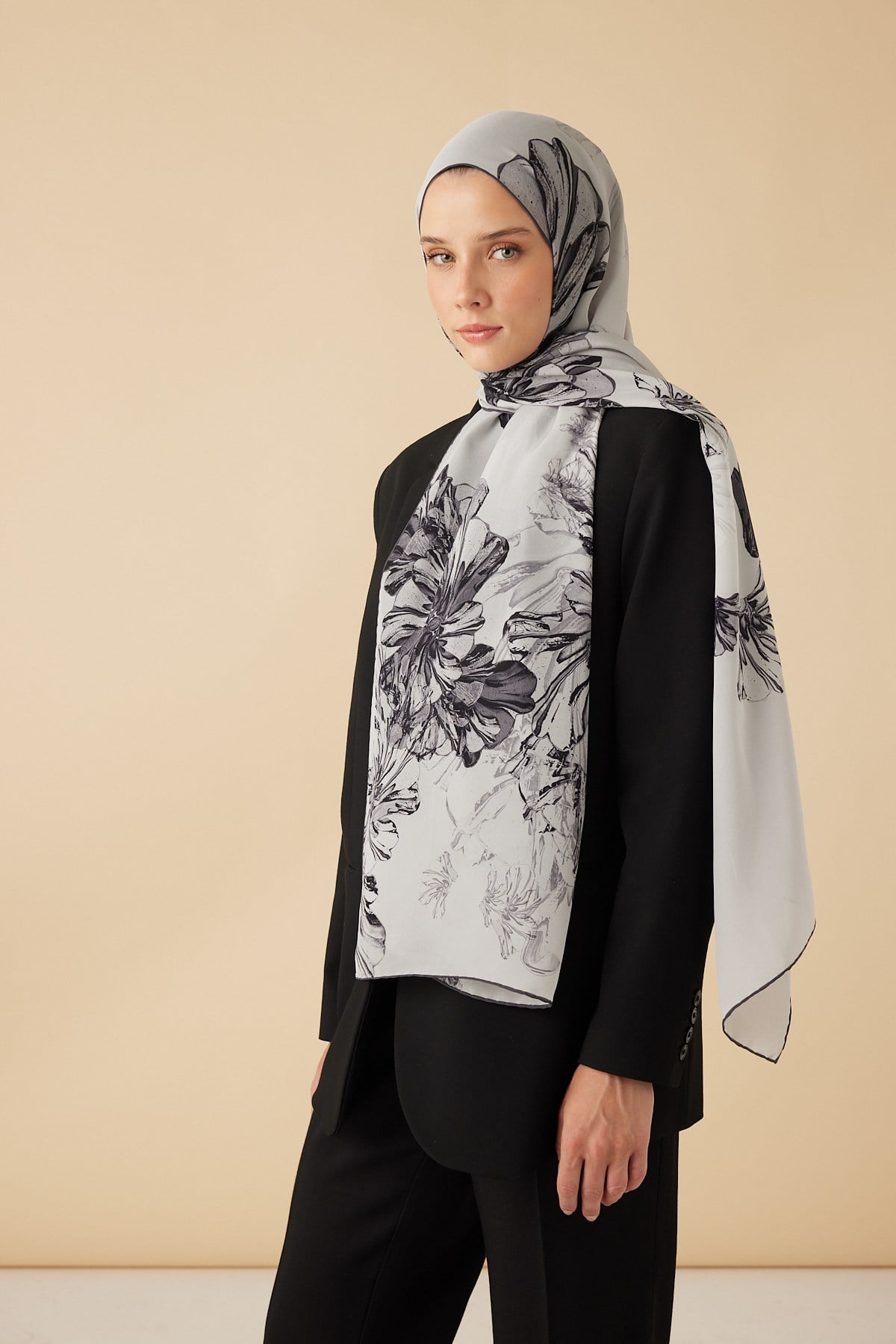 EZGİN KREP İPEK ŞAL 70*190 CM - GRİ