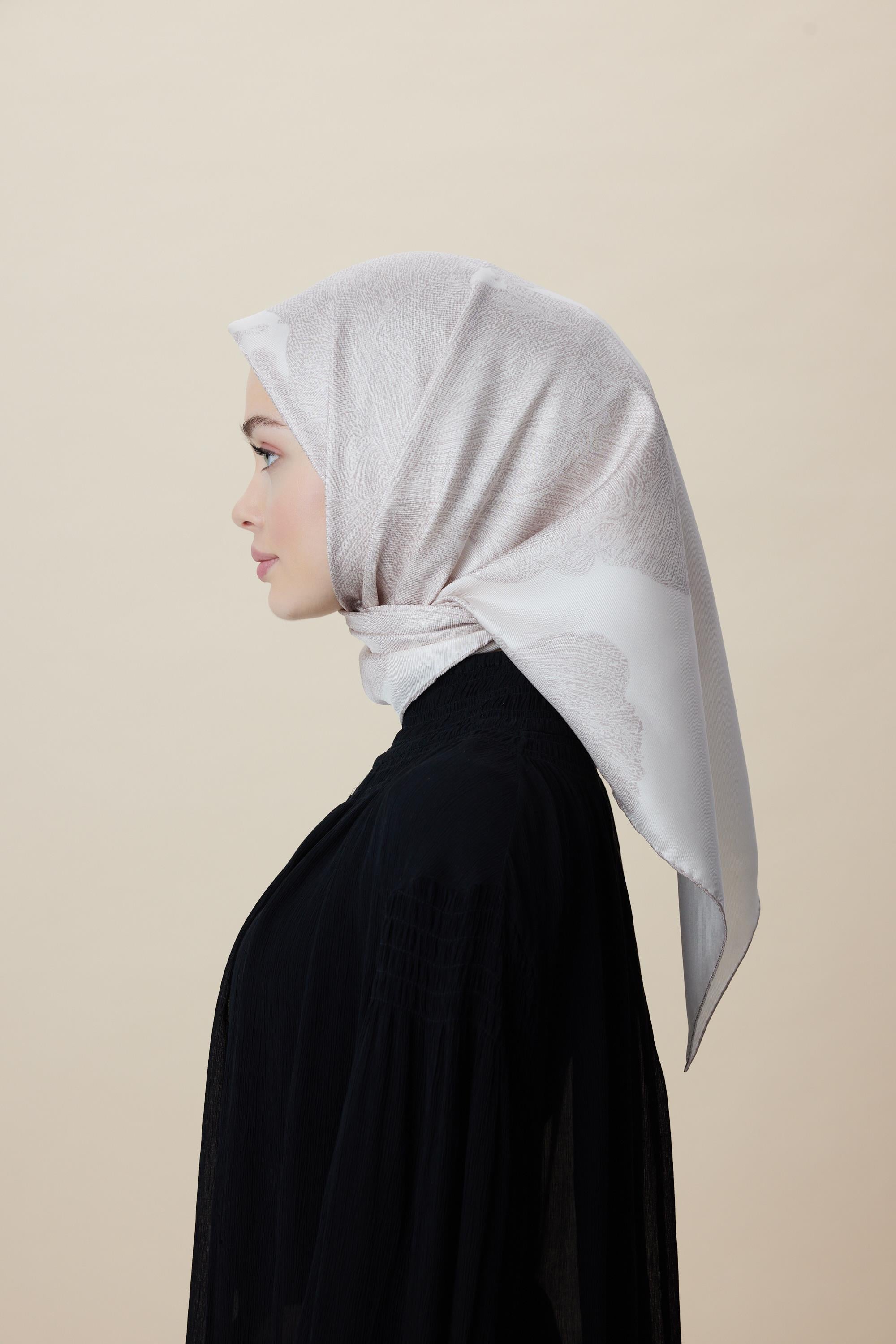 FARAH MULBERRY İPEK EŞARP 90*90 CM - AÇIK TAŞ