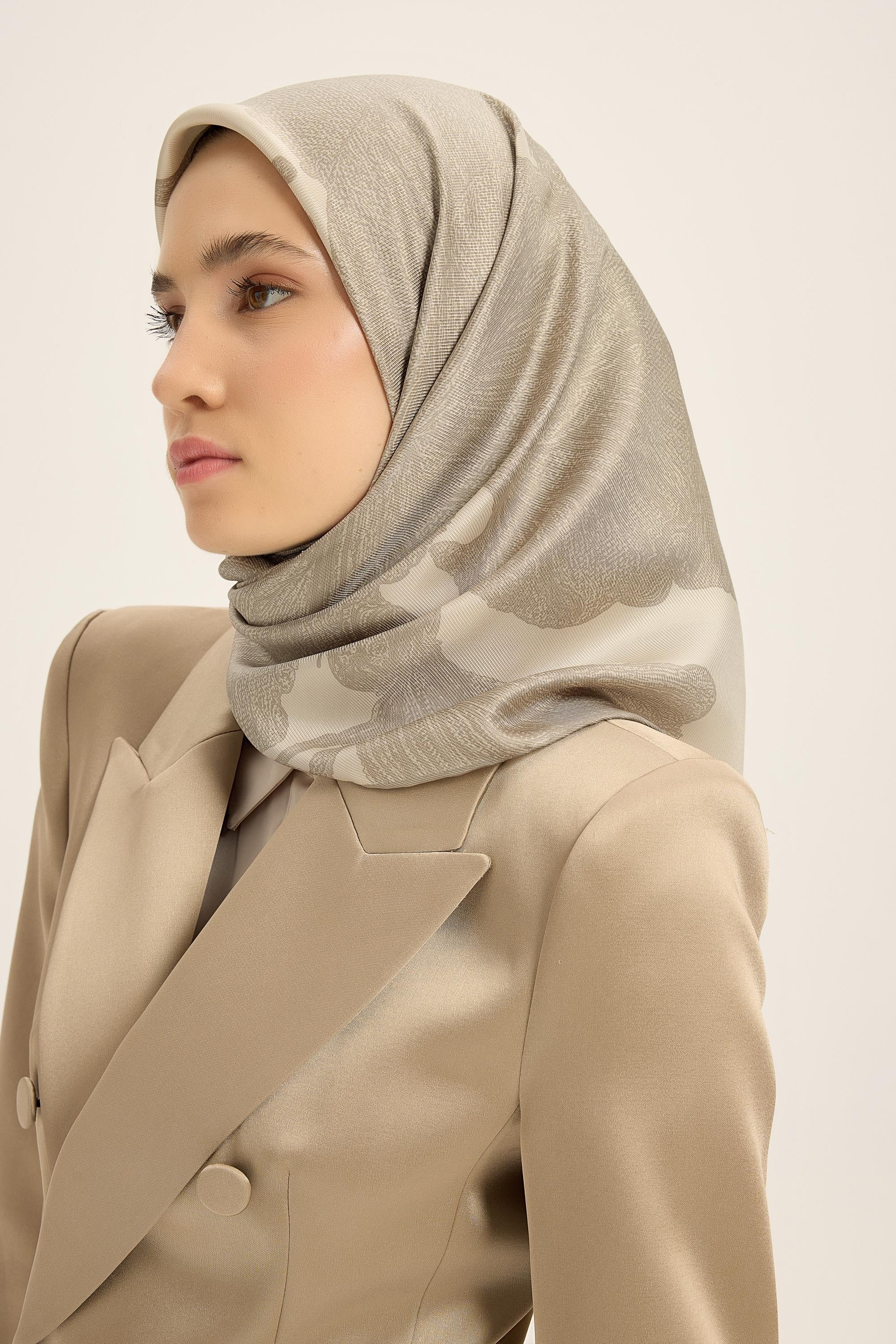 FARAH MULBERRY İPEK EŞARP 90*90 CM - BEJ