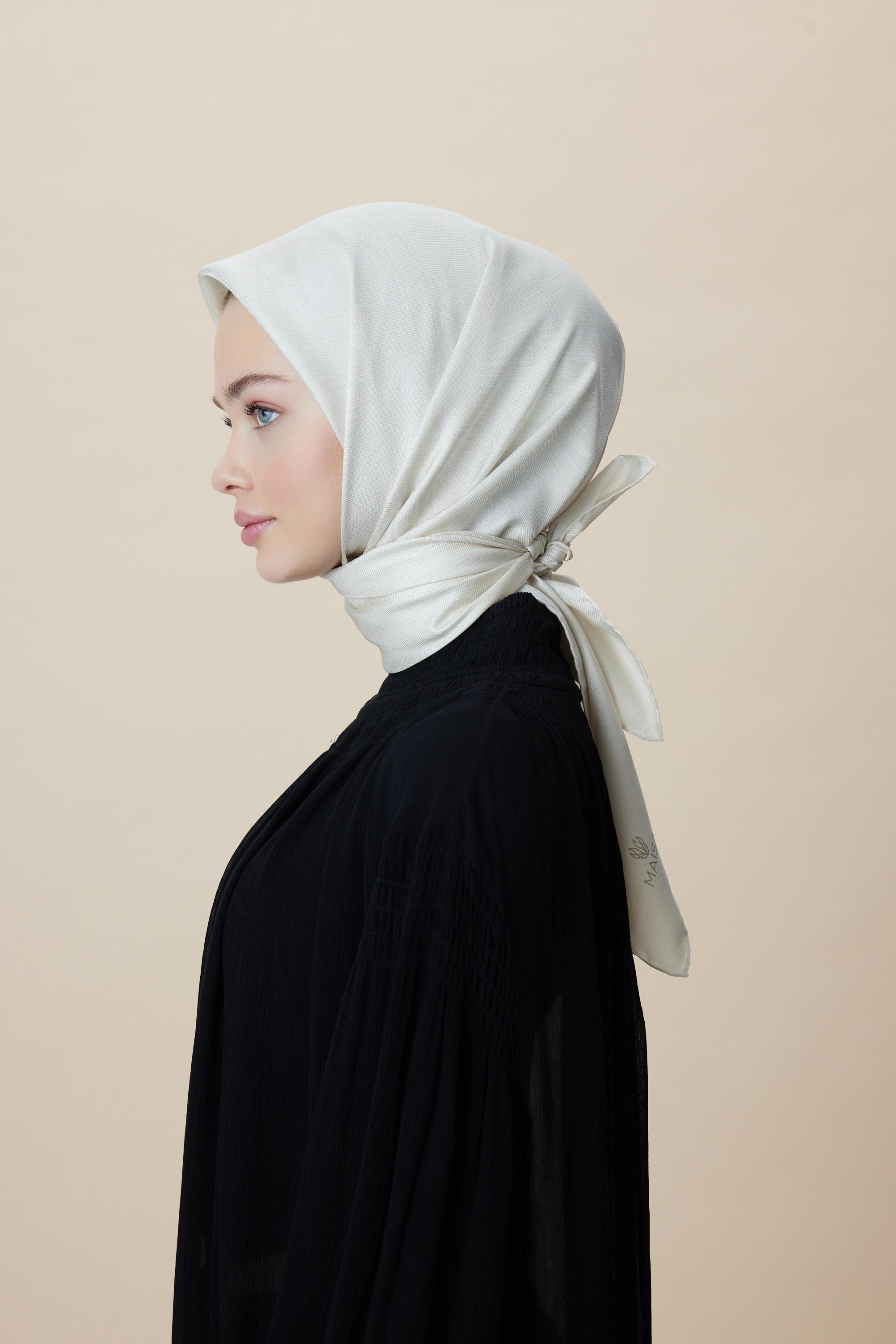 FARAH MULBERRY İPEK EŞARP 90*90 CM - FİLDİŞİ