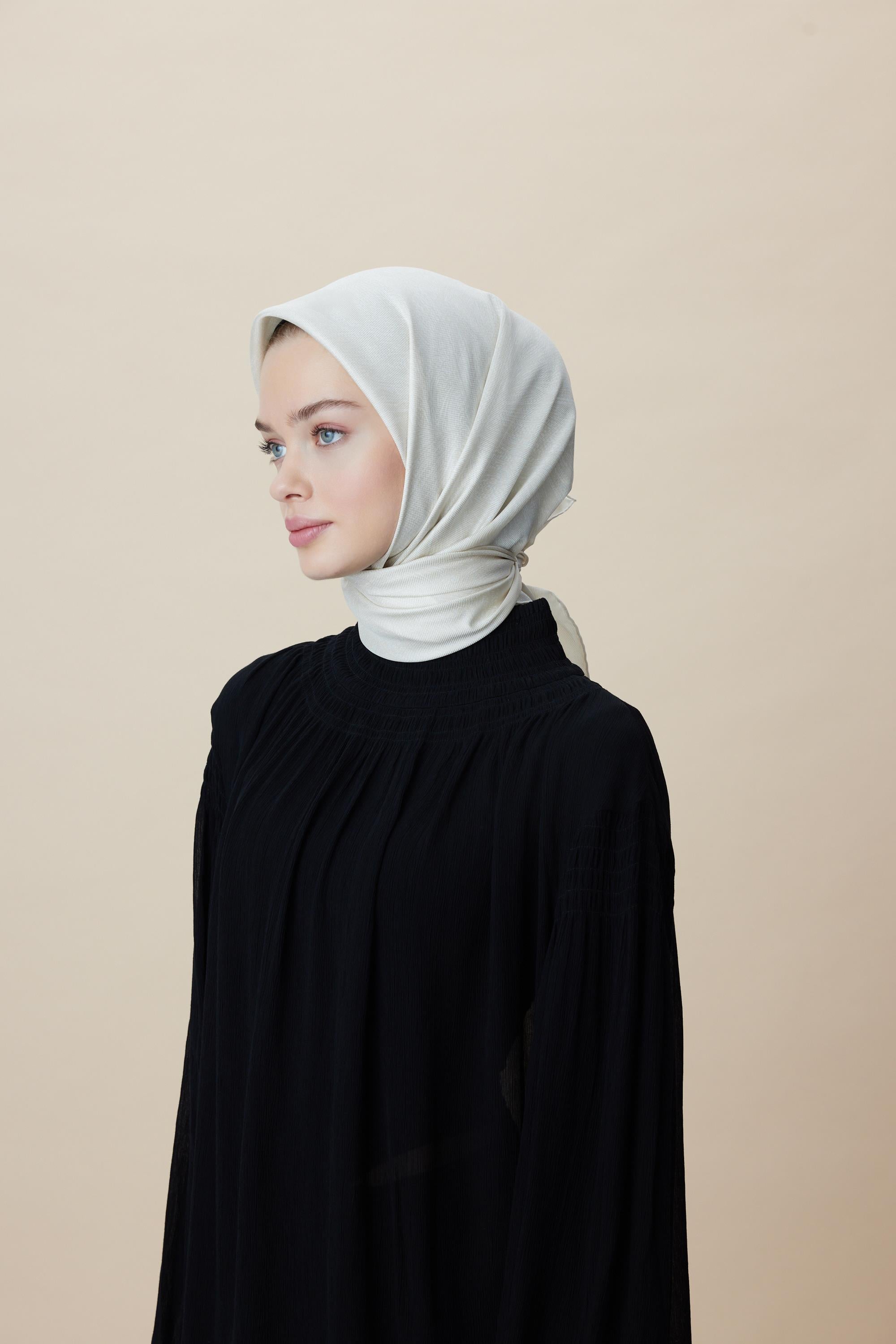 FARAH MULBERRY İPEK EŞARP 90*90 CM - FİLDİŞİ