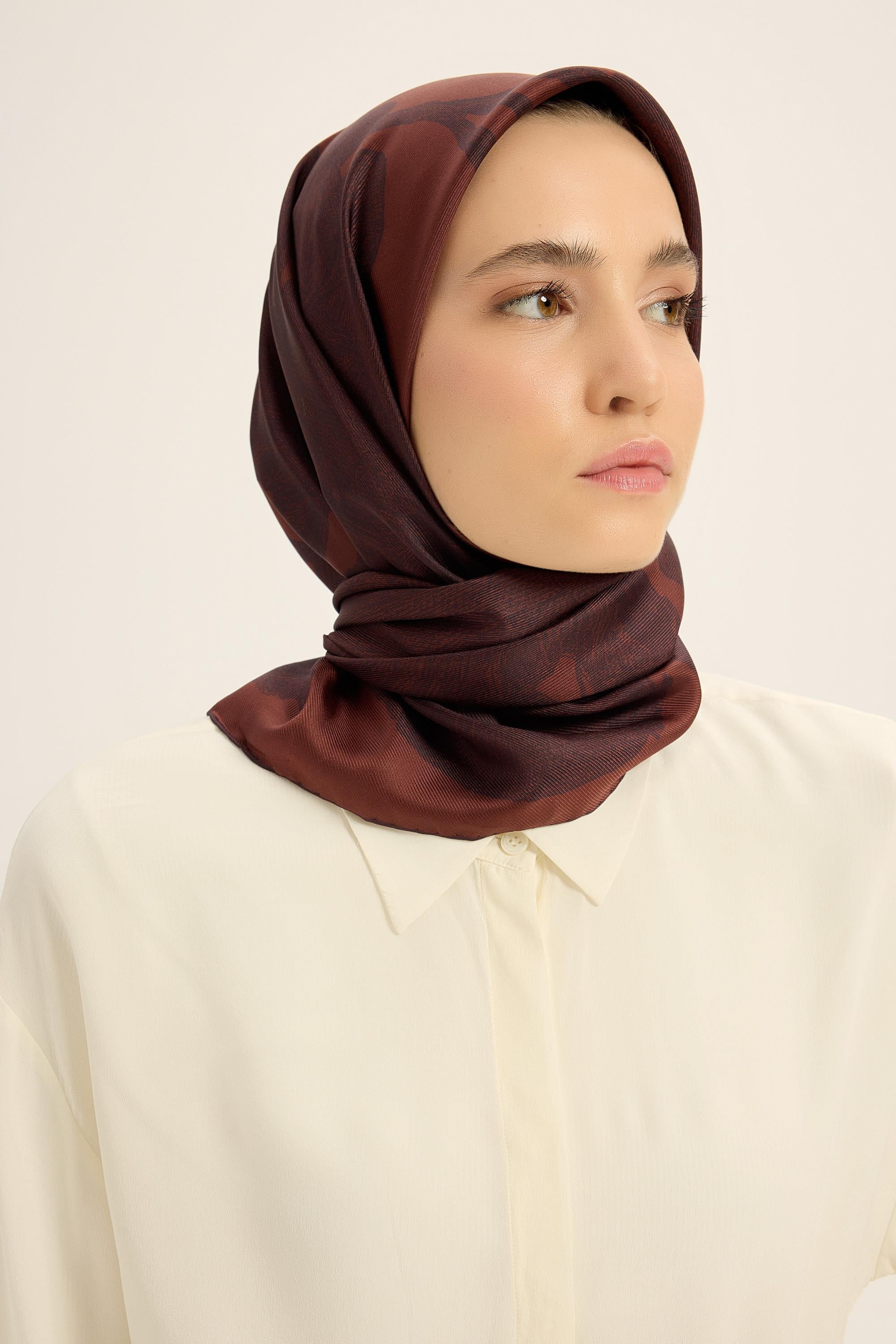 FARAH MULBERRY İPEK EŞARP 90*90 CM - KAHVERENGİ