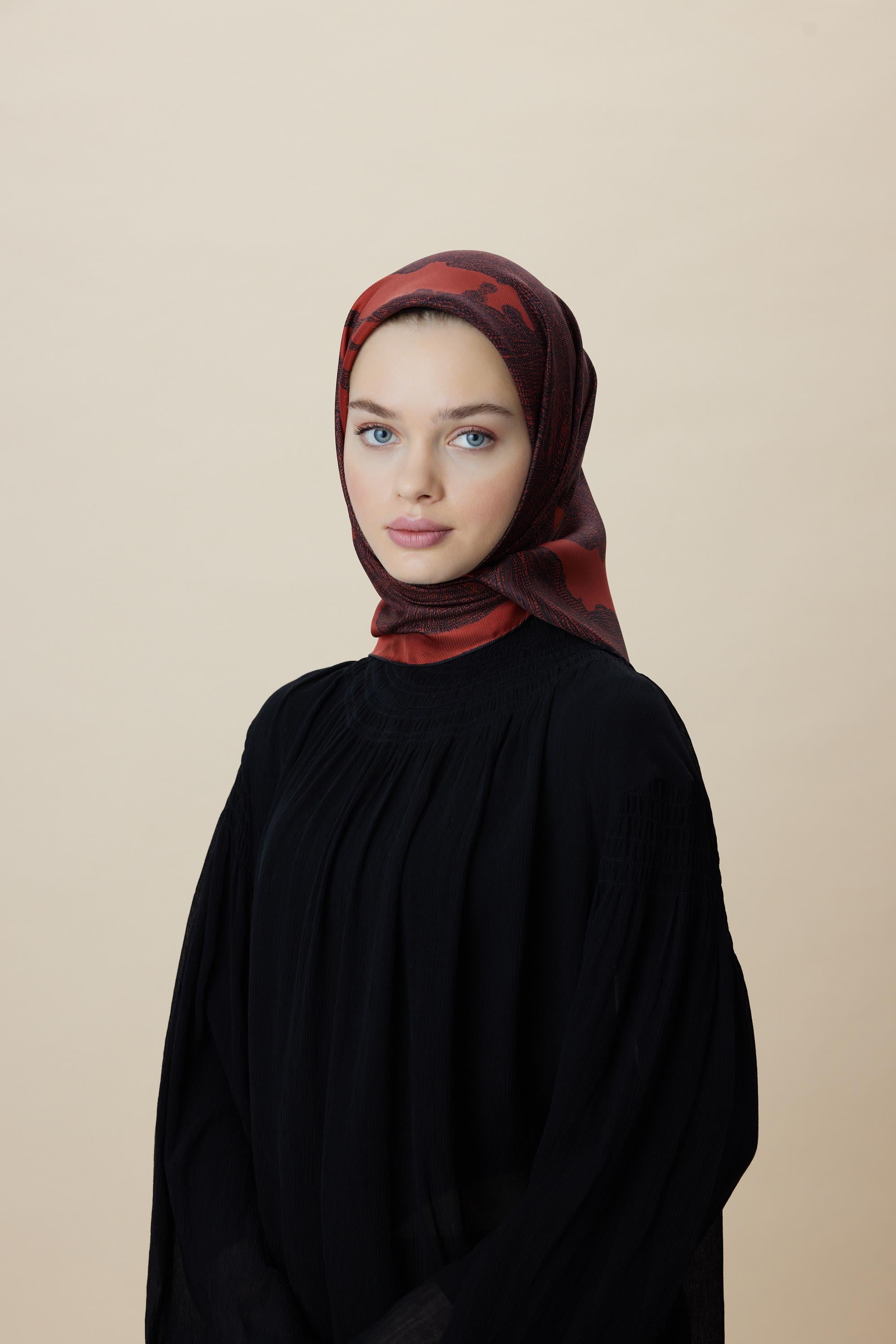 FARAH MULBERRY İPEK EŞARP 90*90 CM - KIRMIZI
