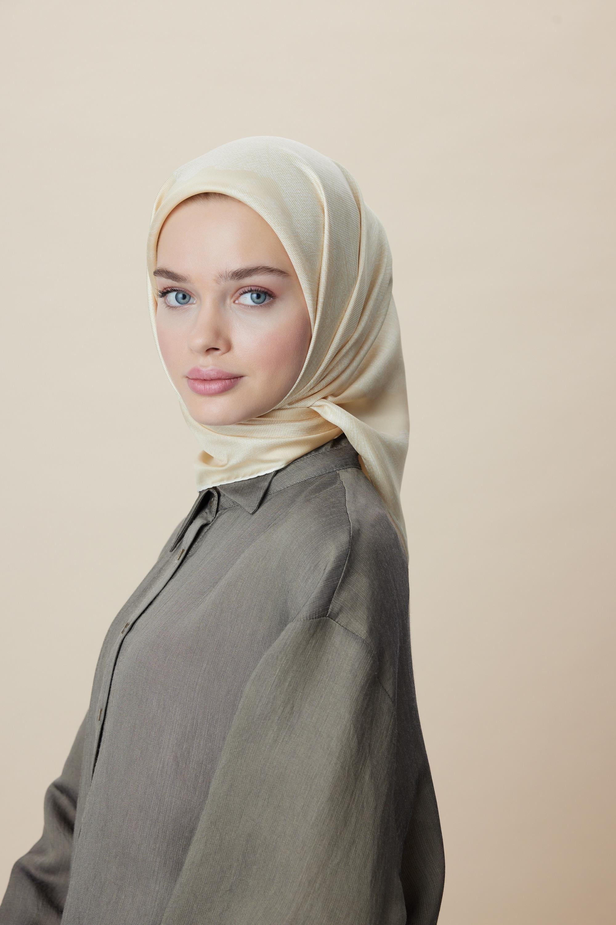 FARAH MULBERRY İPEK EŞARP 90*90 CM - SARI