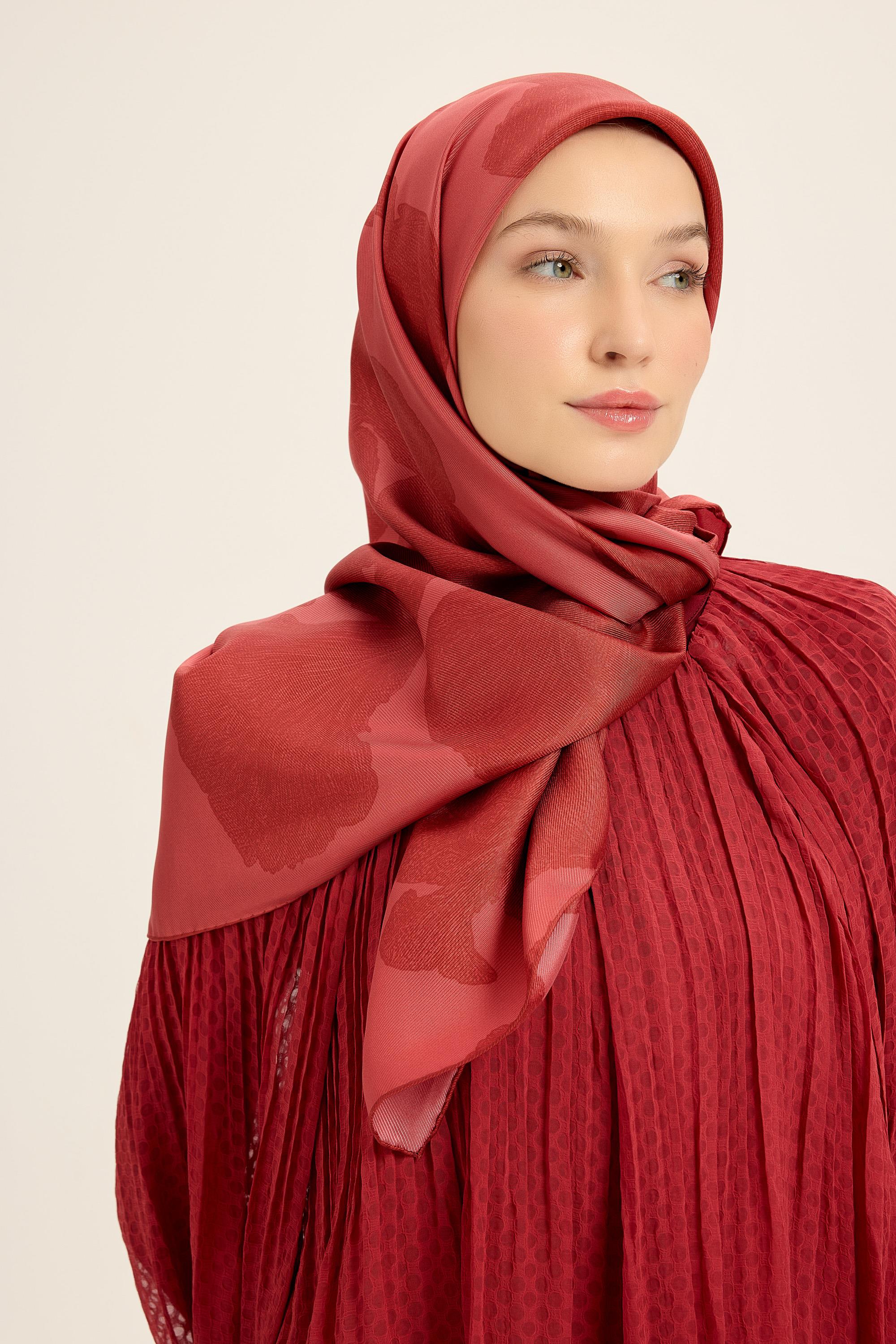 FARAH MULBERRY İPEK EŞARP 90*90 CM - VİŞNE