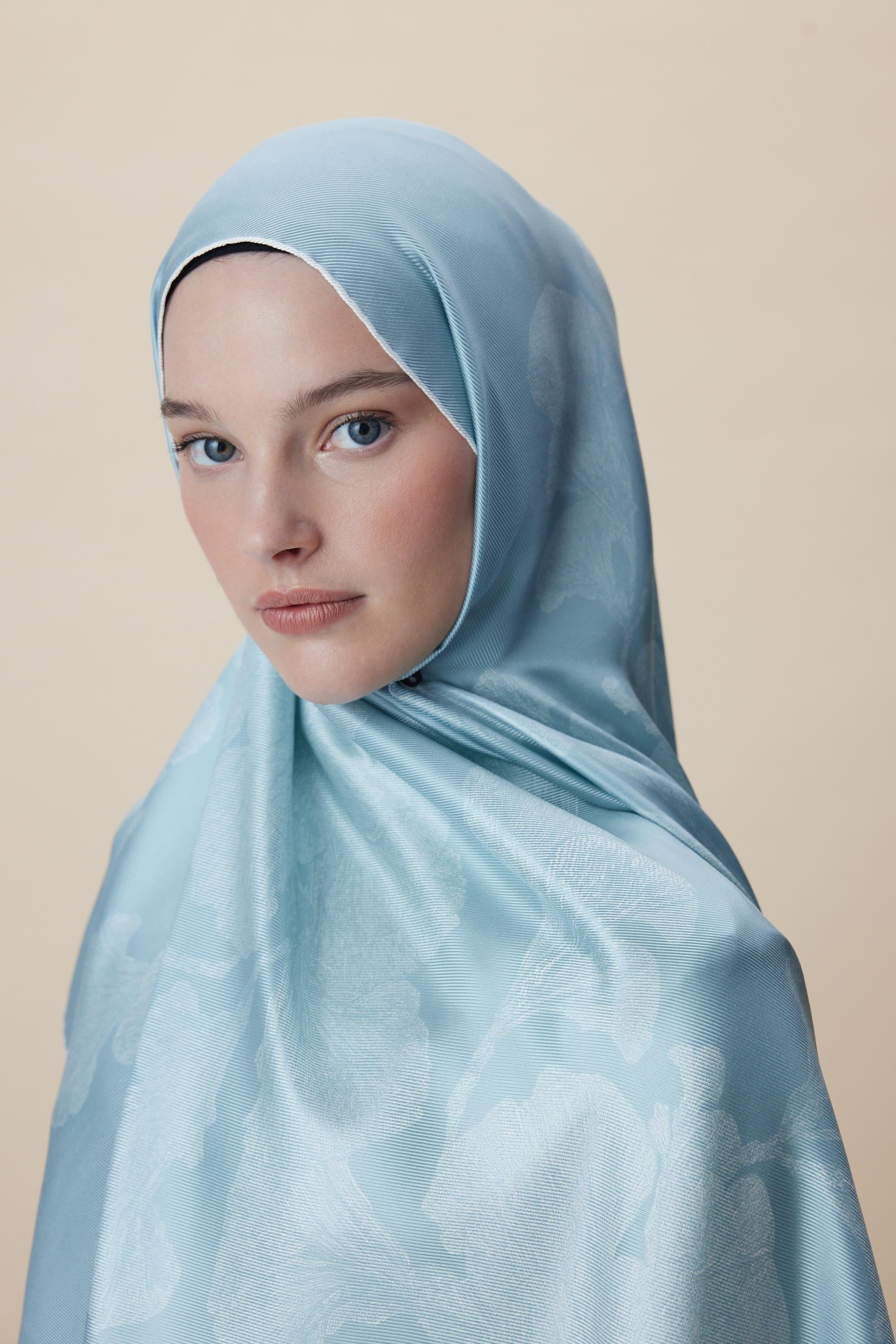FARAH MULBERRY İPEK ŞAL 70*190 - AÇIK MAVİ