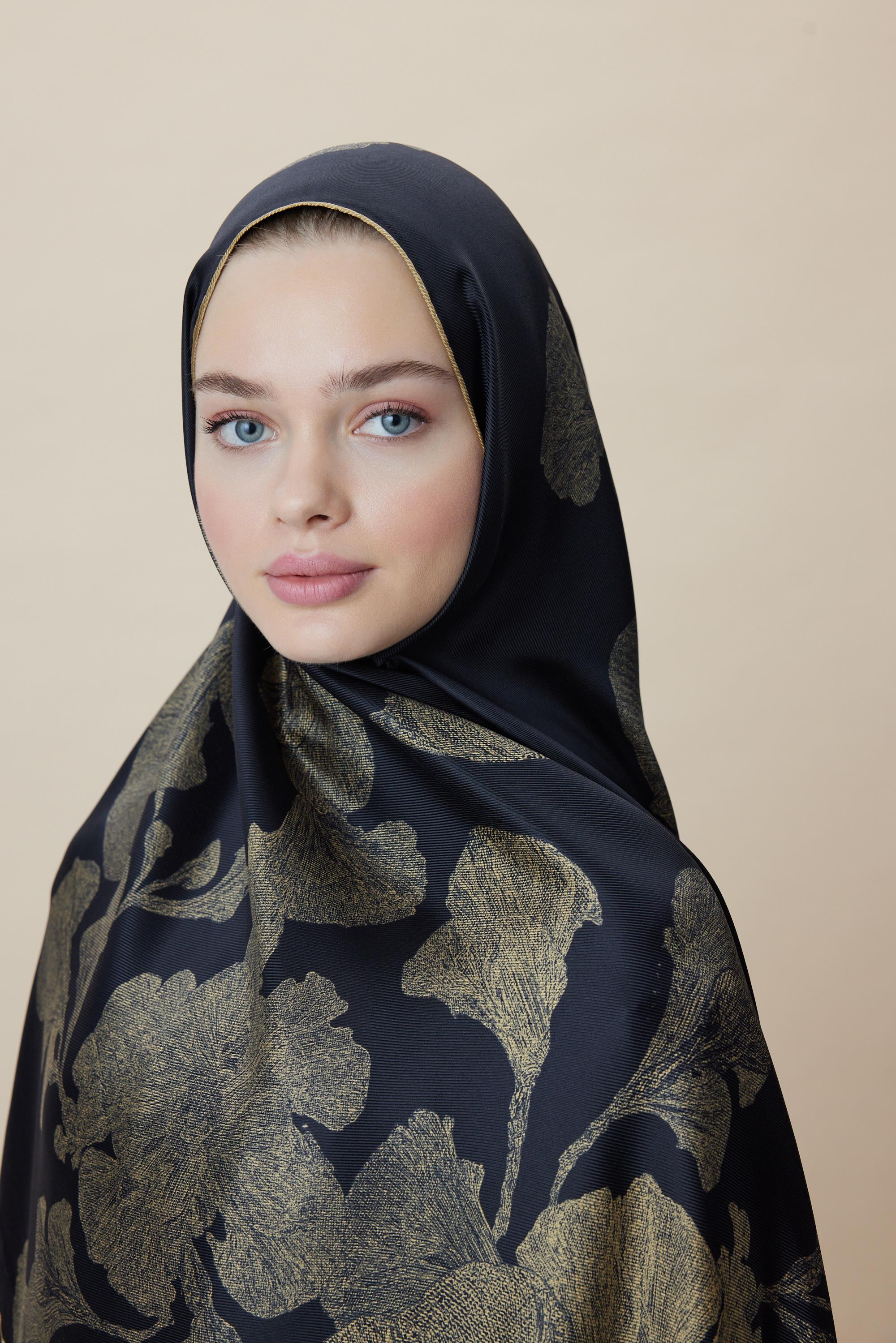 FARAH MULBERRY İPEK ŞAL 70*190 - GOLD SİYAH