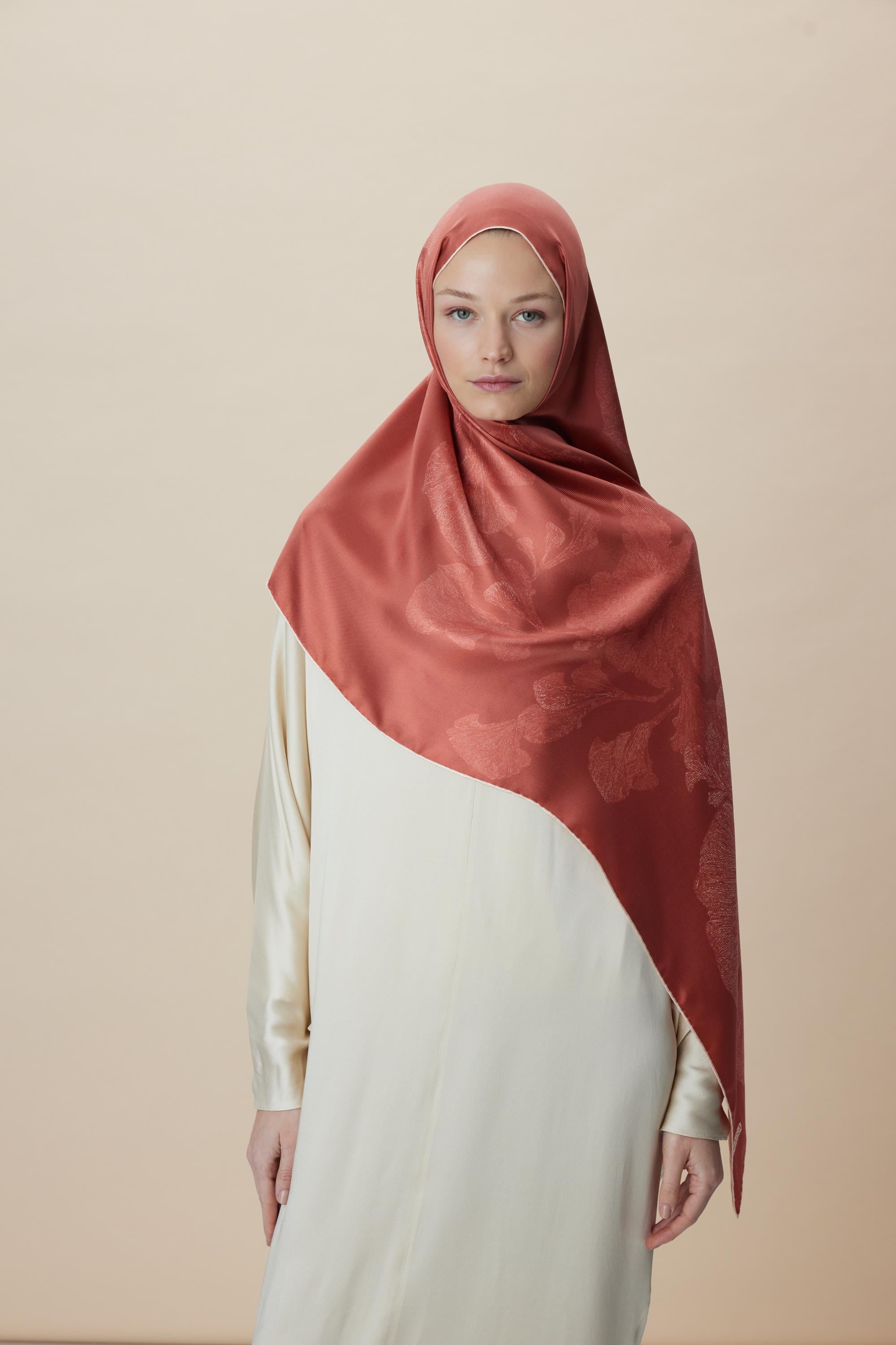 FARAH MULBERRY İPEK ŞAL 70*190 - GÜL KURUSU