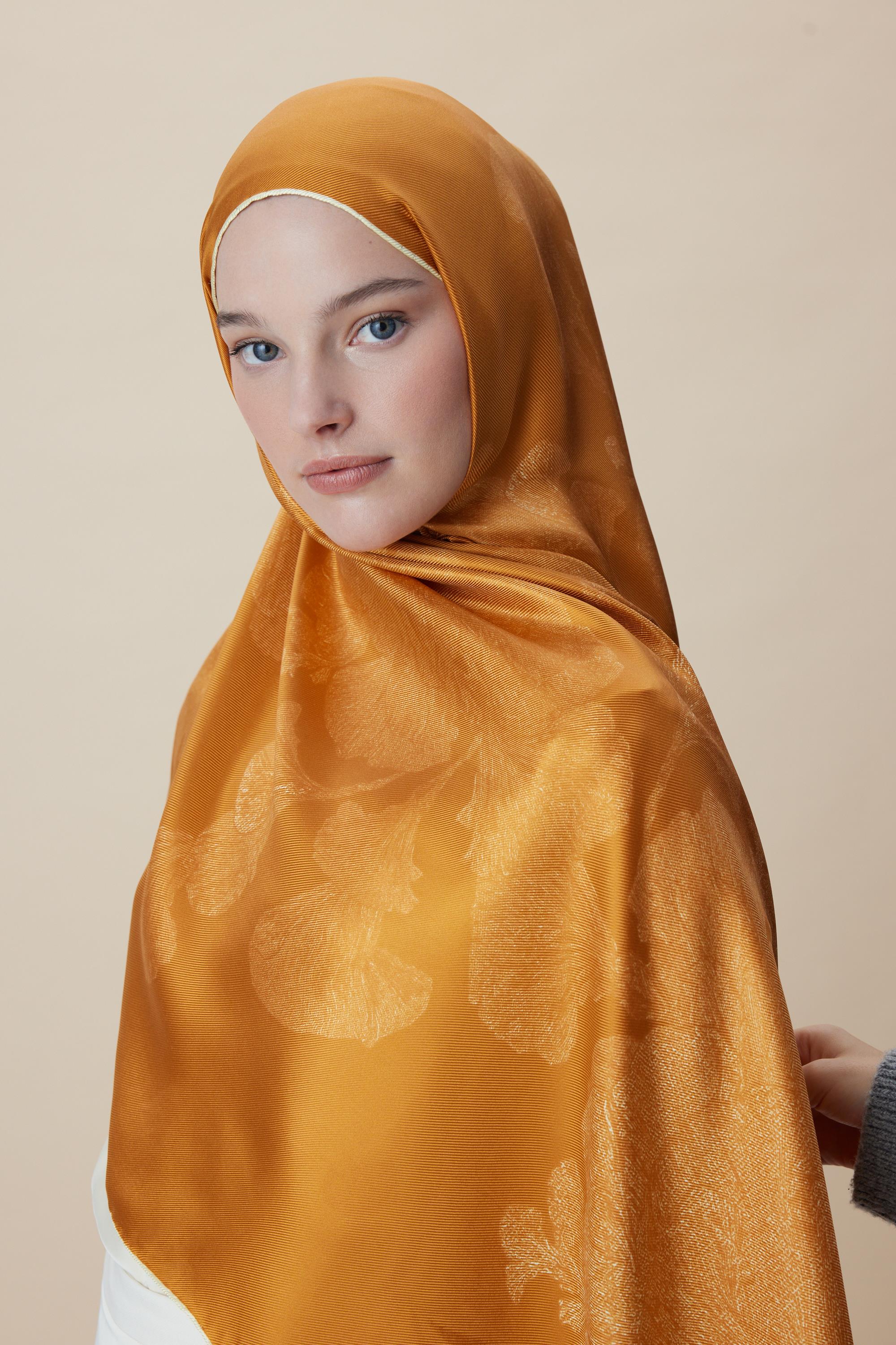 FARAH MULBERRY İPEK ŞAL 70*190 - HARDAL