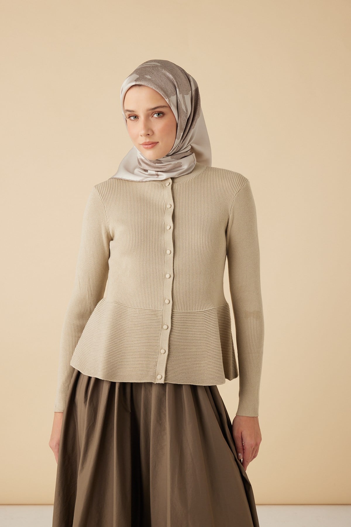 FERYA MULBERRY İPEK EŞARP 90*90 CM - BEJ