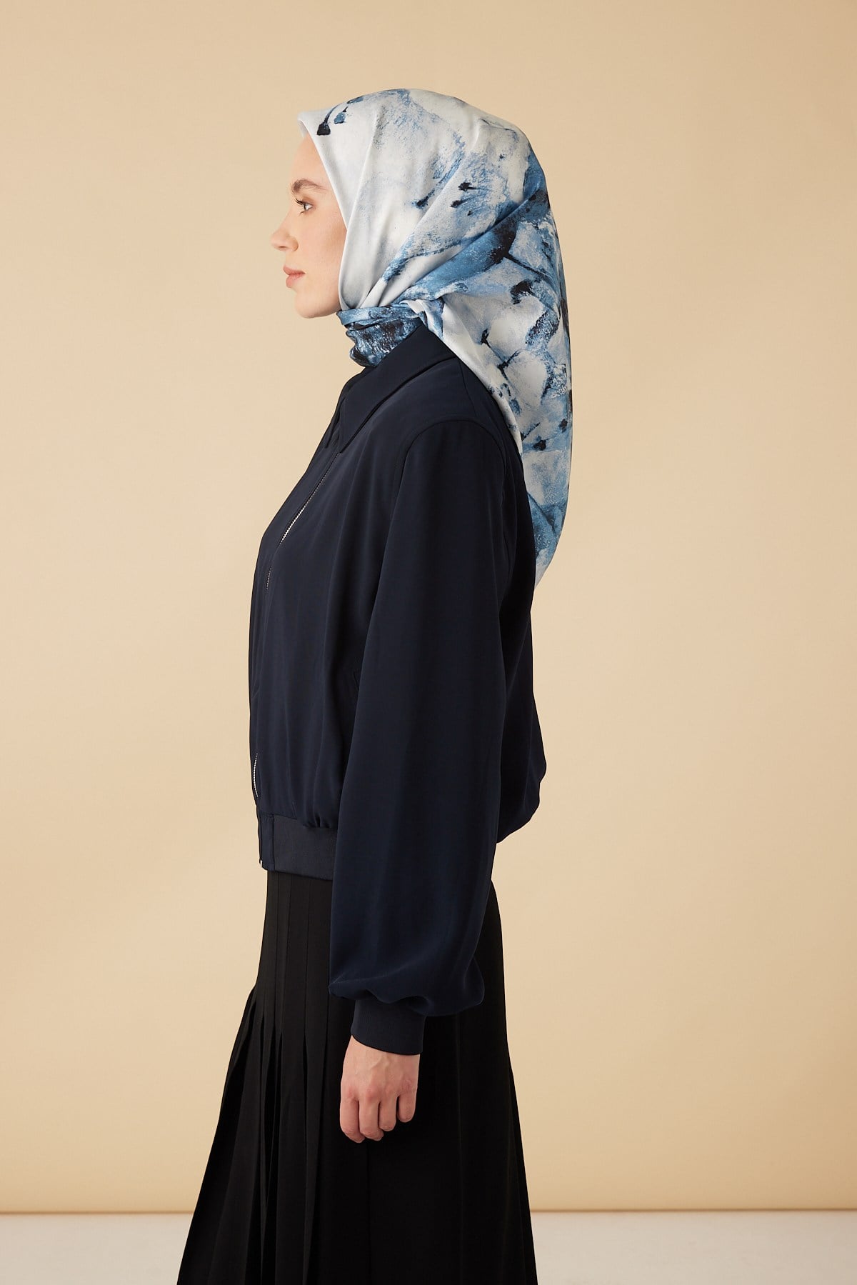 GELİNCİK TİVİL İPEK EŞARP 90*90 CM - LACİVERT