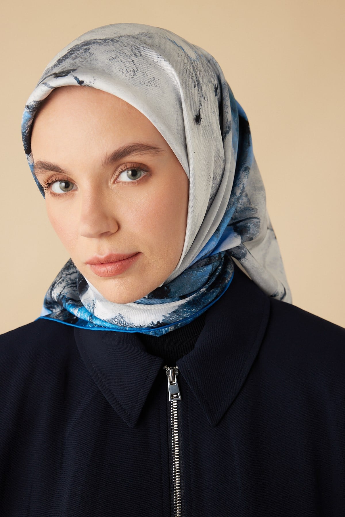 GELİNCİK TİVİL İPEK EŞARP 90*90 CM - MAVİ