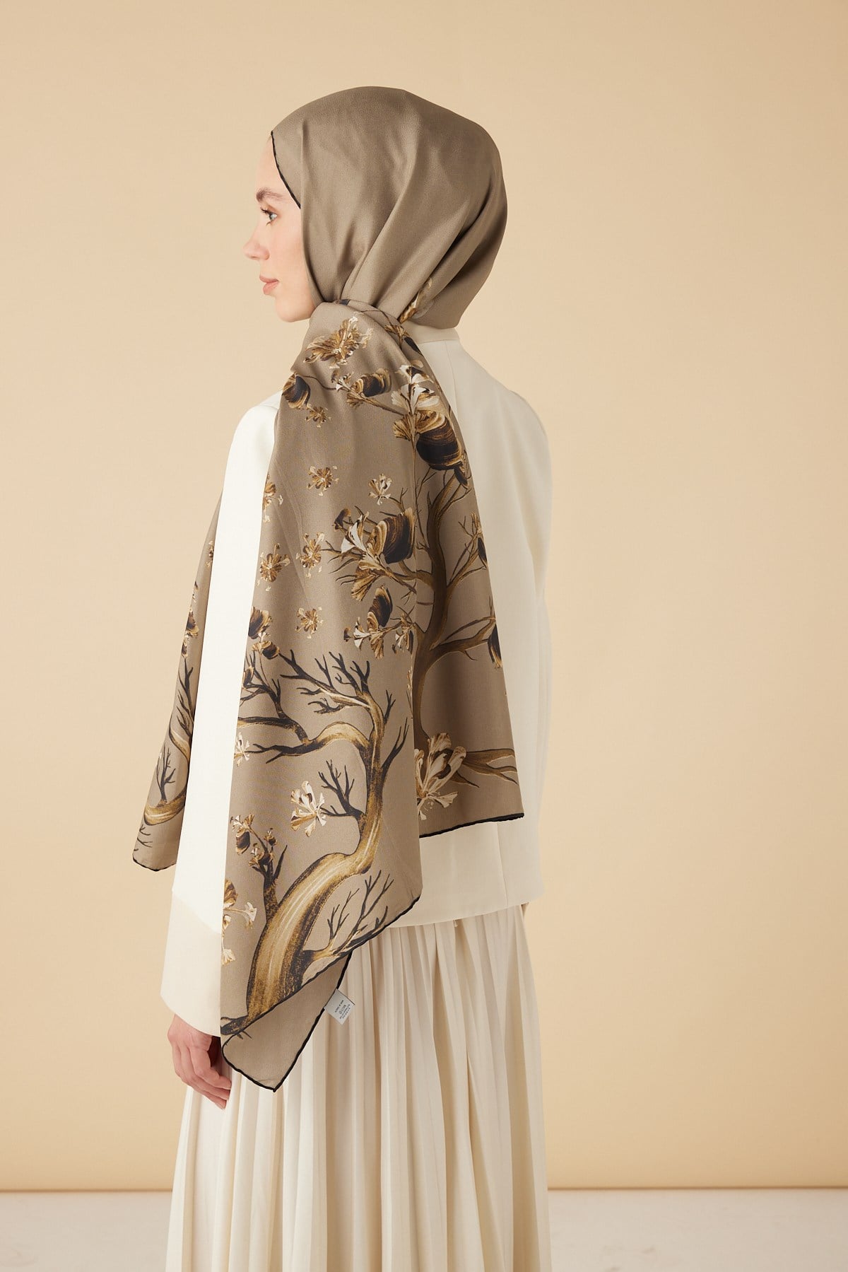 GEVHER PAMUK İPEK ŞAL 70*190 CM - CAMEL