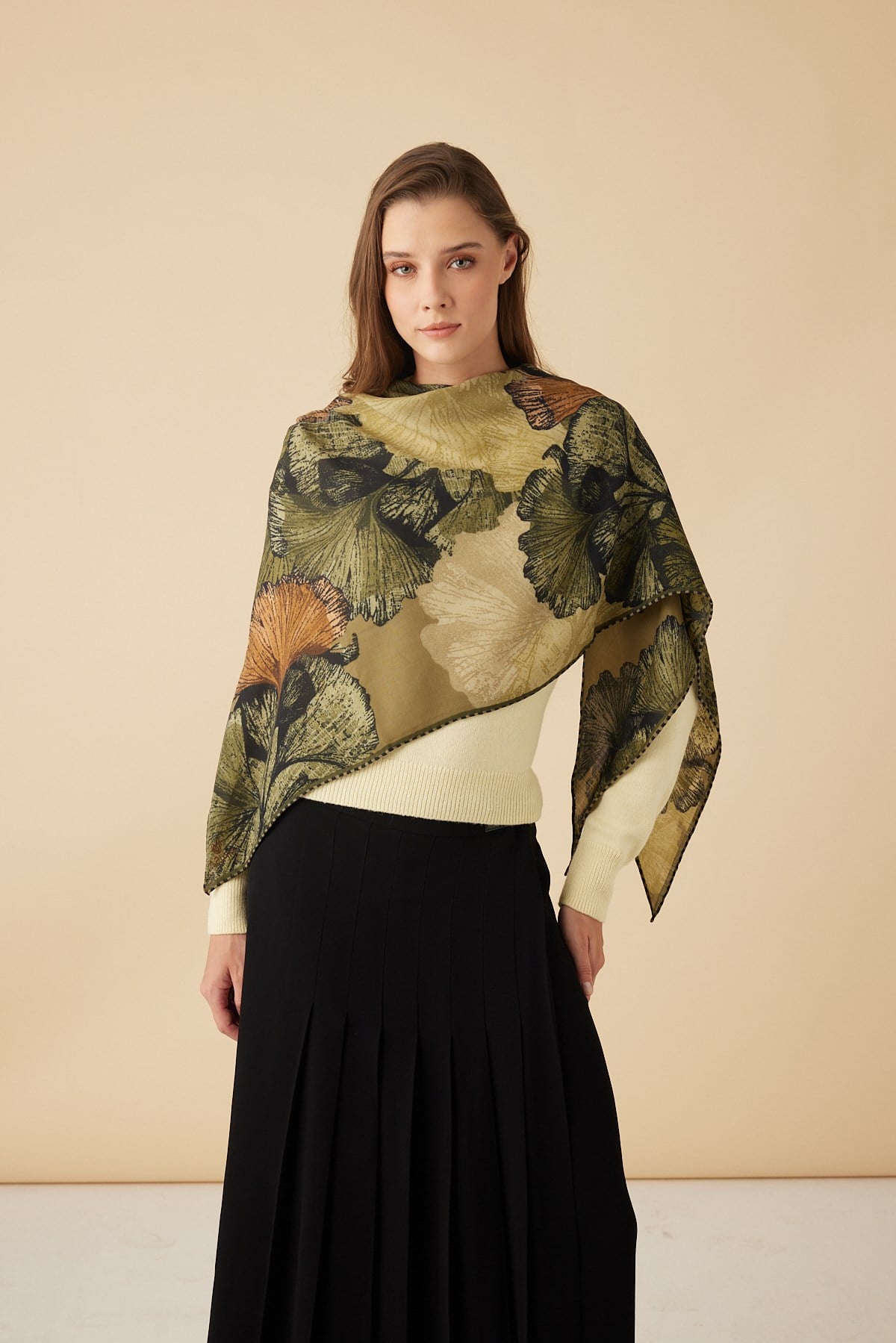 GİNKO YÜN ÜÇGEN ŞAL 140*140/2 CM - HAKİ