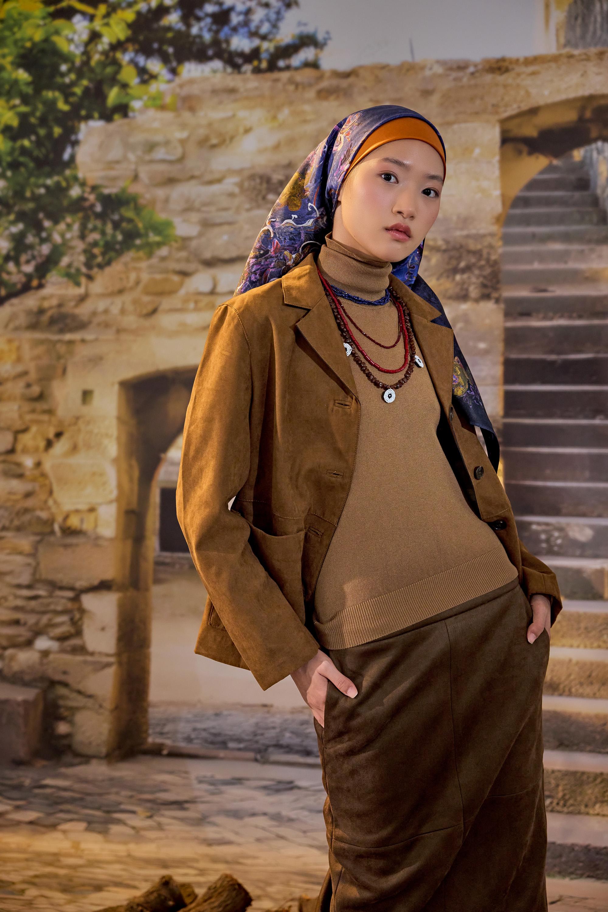 GÖKNAR MULBERRY İPEK EŞARP 90*90 CM - LACİVERT
