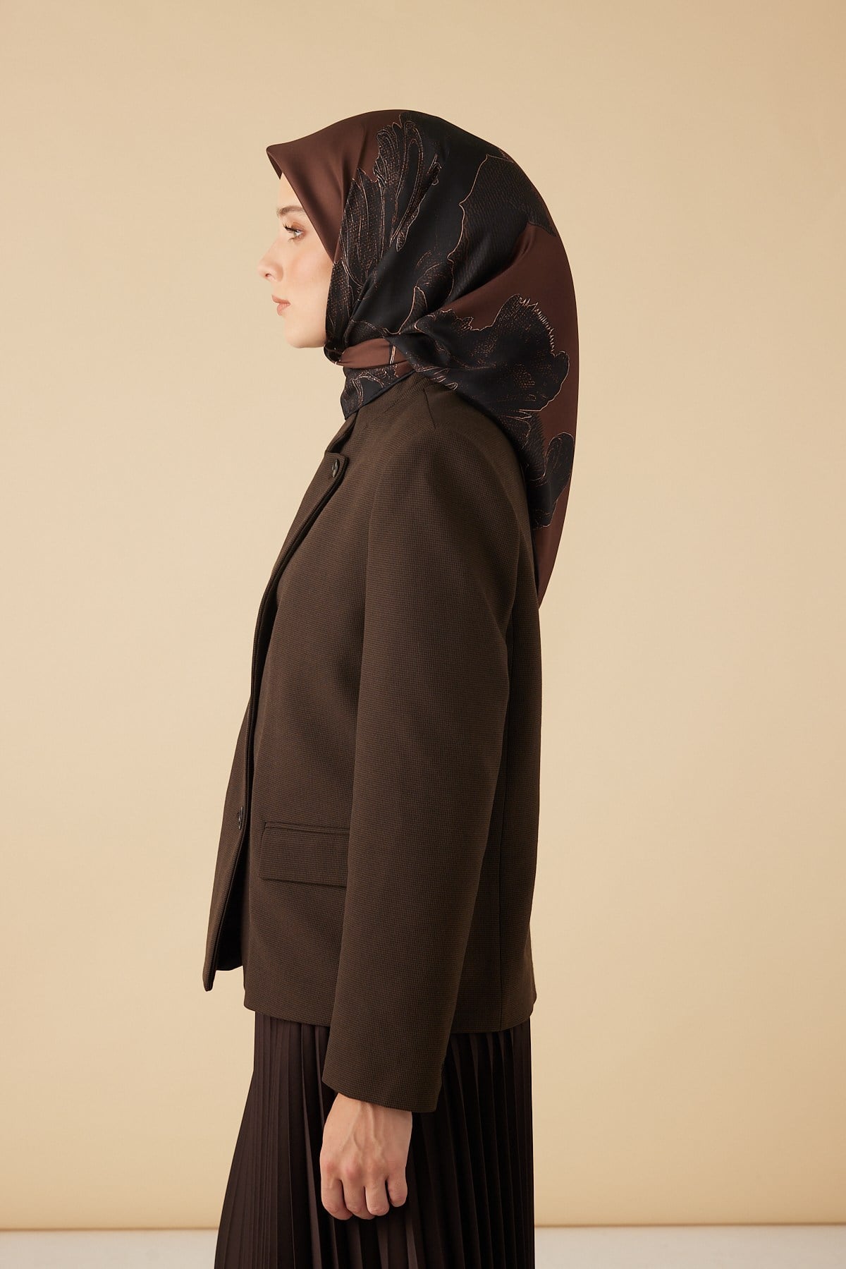 HALE TİVİL İPEK EŞARP 90*90 CM - SİYAH TABA