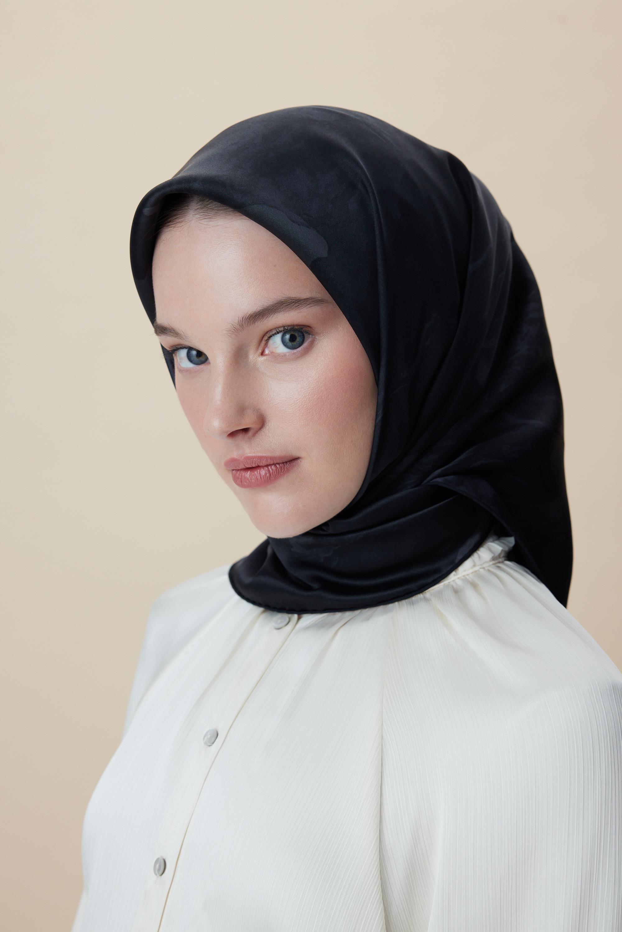 KATRE SURA İPEK EŞARP 90*90 CM - ANTRASİT