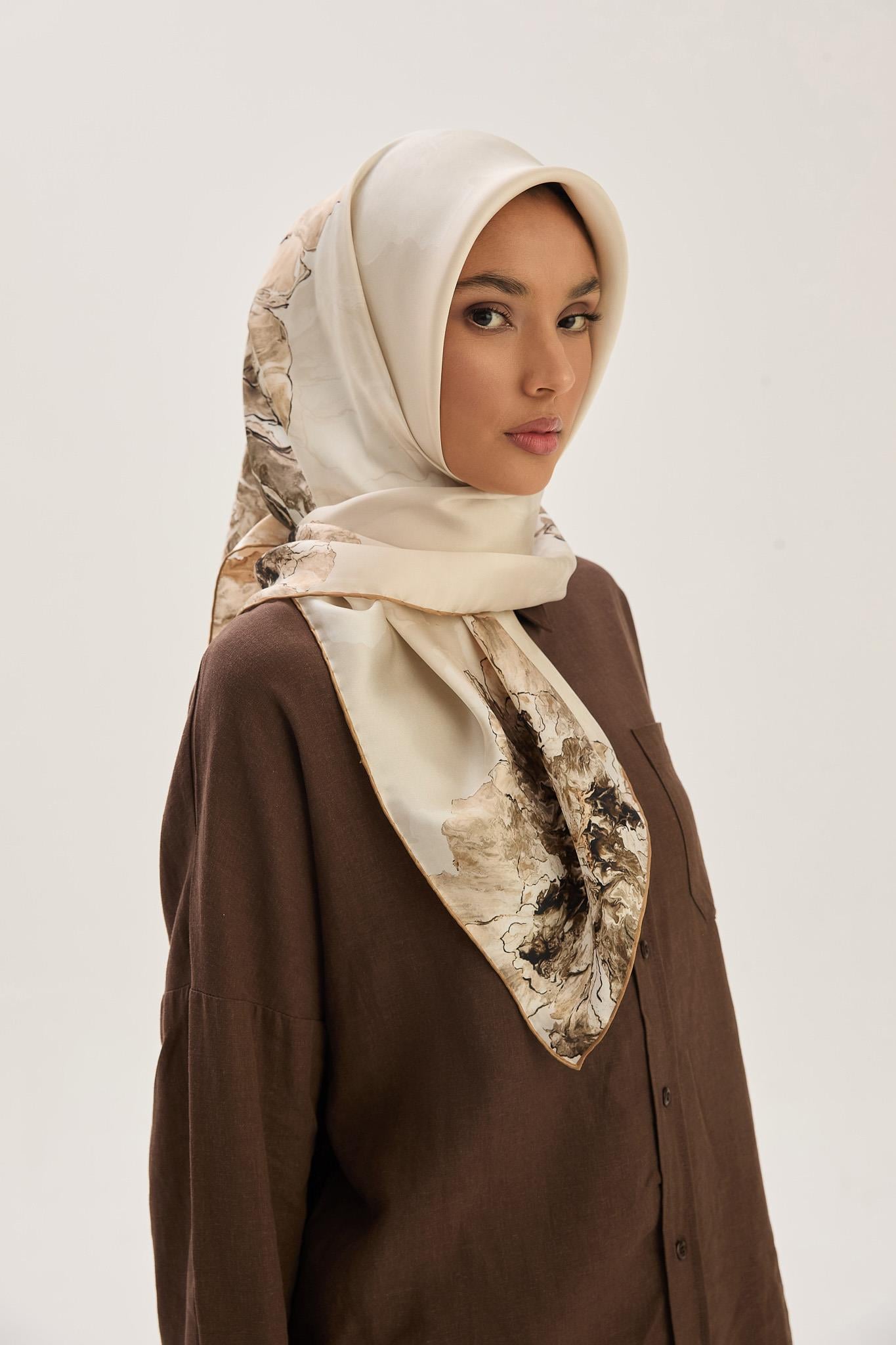 KATRE SURA İPEK EŞARP 90*90 CM - CAMEL
