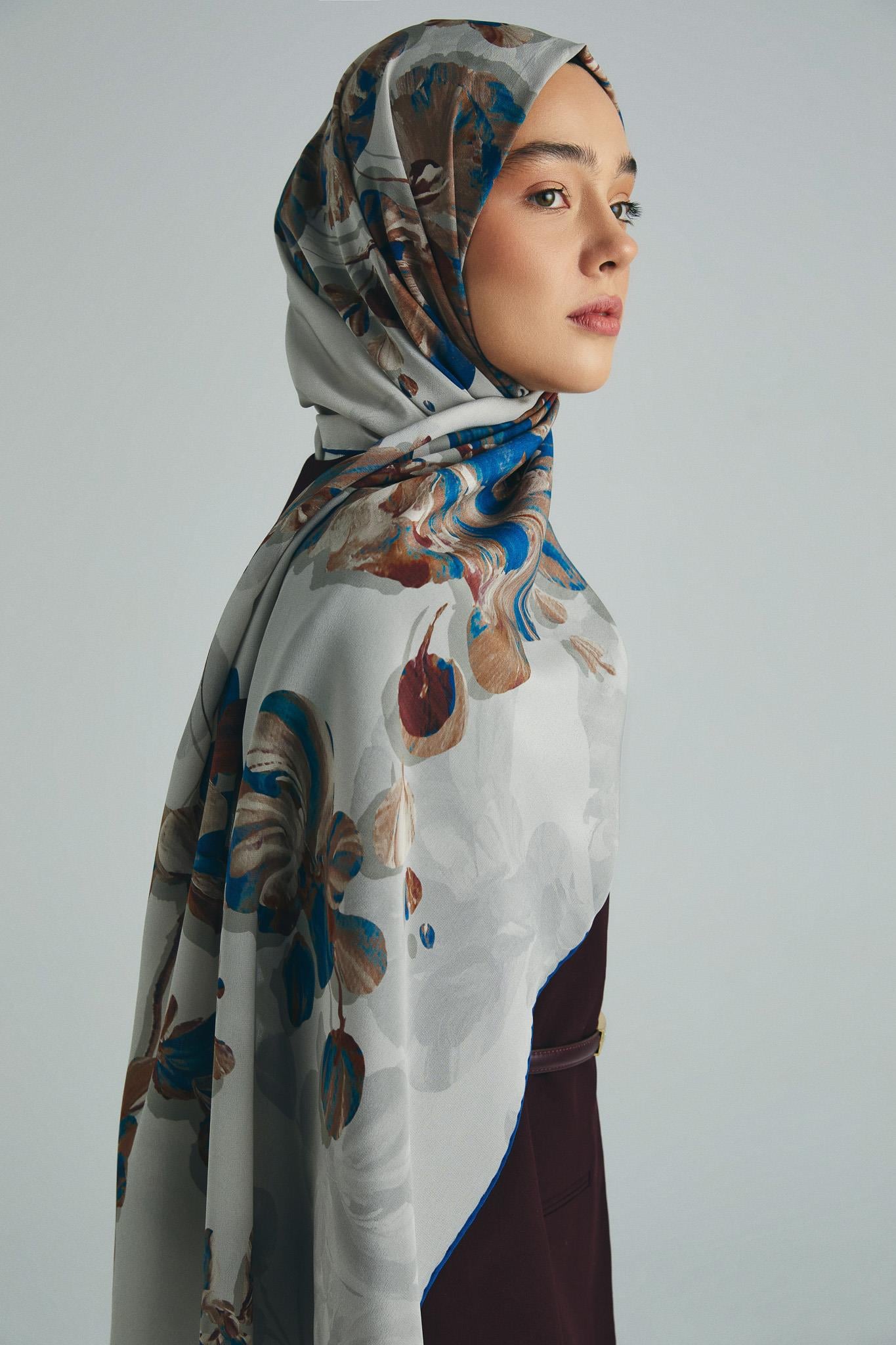 KEHRİBAR KREP İPEK ŞAL 70*190 CM - GRİ
