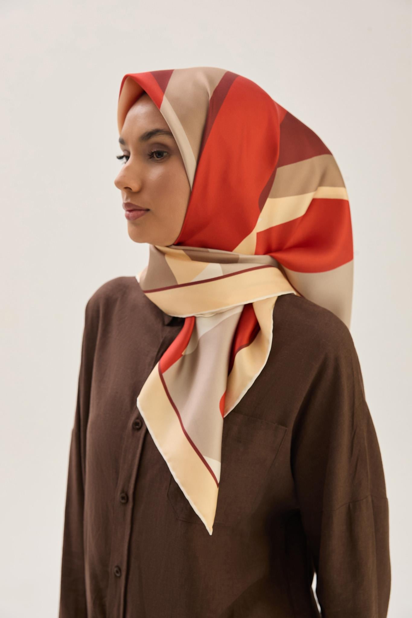 LALE TİVİL İPEK EŞARP 90*90 CM - KIRMIZI