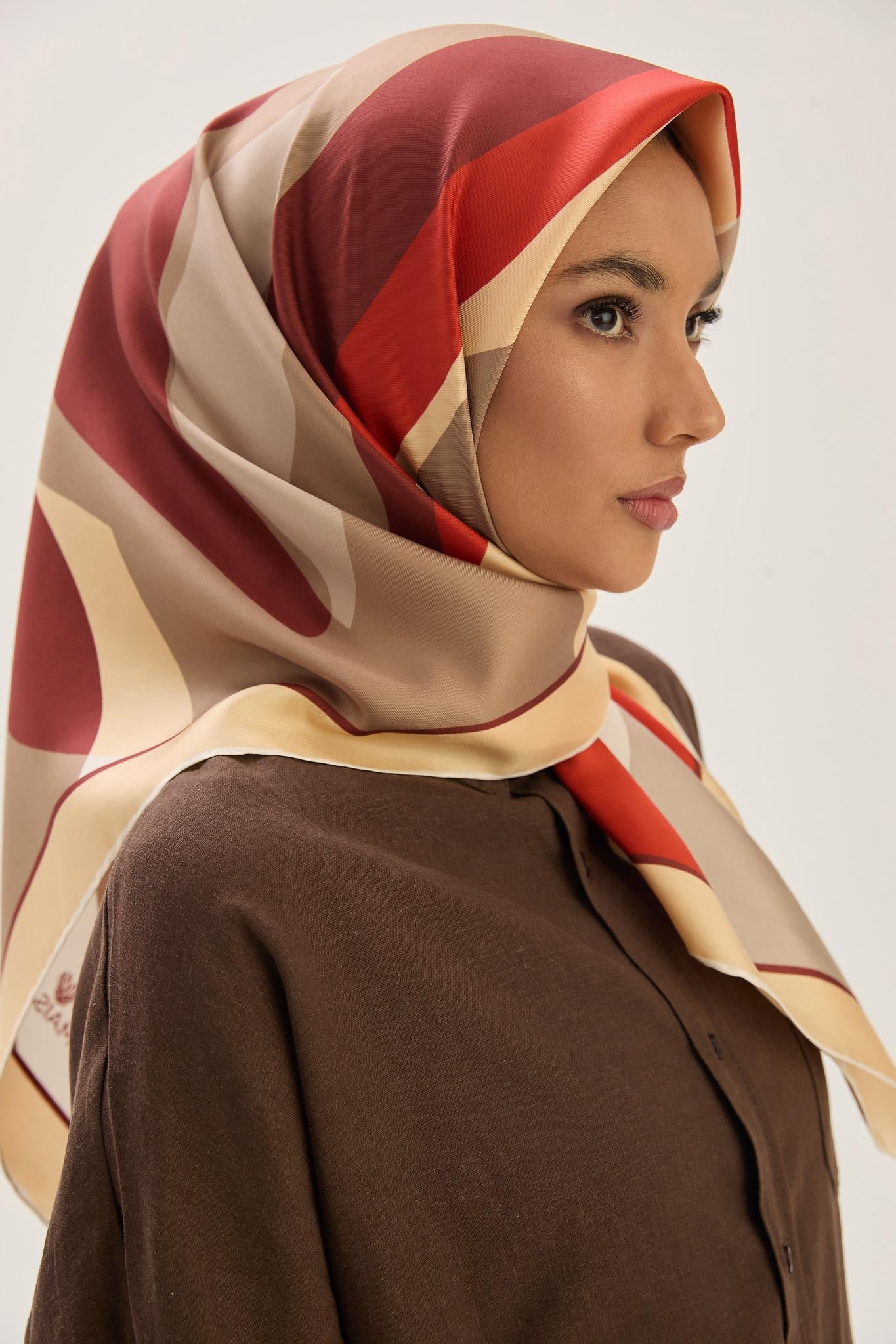 LALE TİVİL İPEK EŞARP 90*90 CM - KIRMIZI