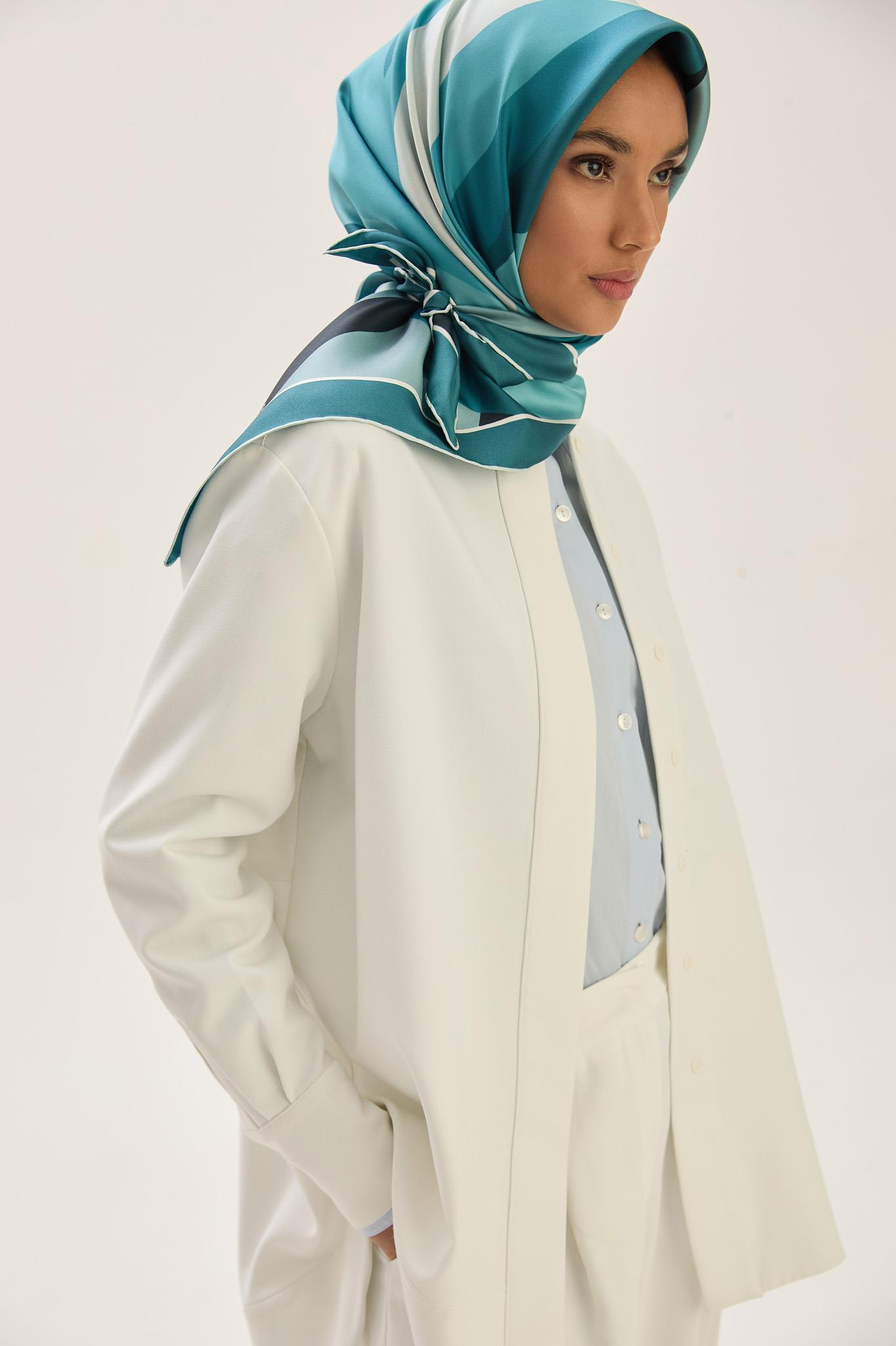 LALE TİVİL İPEK EŞARP 90*90 CM - PETROL MAVİ