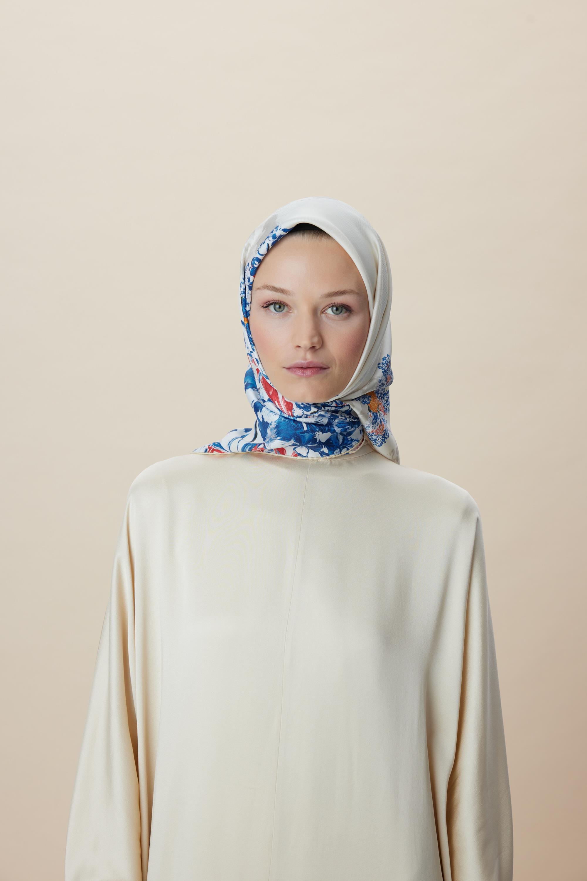 LARİN TİVİL İPEK EŞARP 90*90 CM - MAVİ