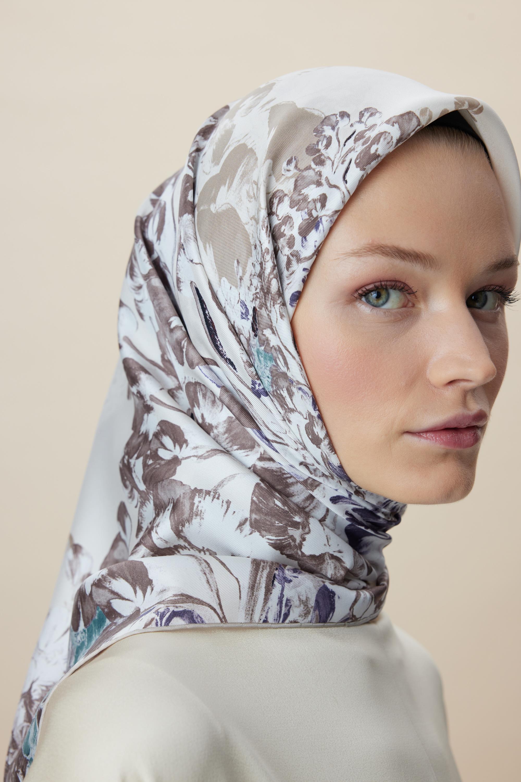 LARİN TİVİL İPEK EŞARP 90*90 CM - VİZON