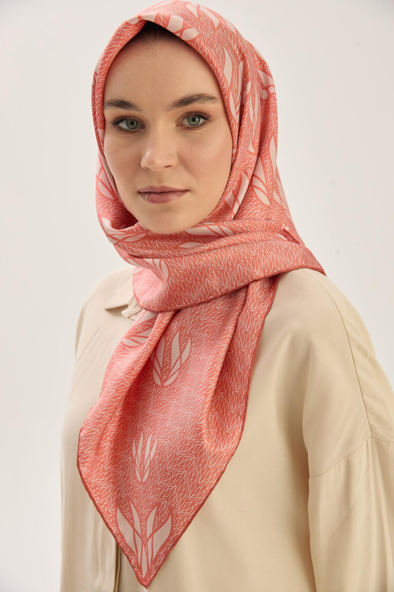 LAVİ TİVİL İPEK EŞARP 90*90 CM - GÜL KURUSU