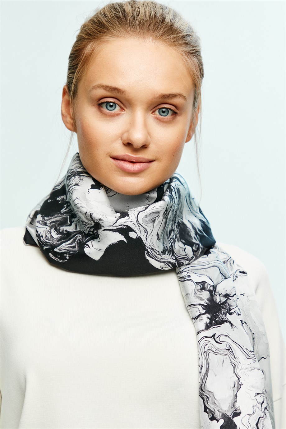 MAİ AKS TİVİL İPEK ŞAL 75x200