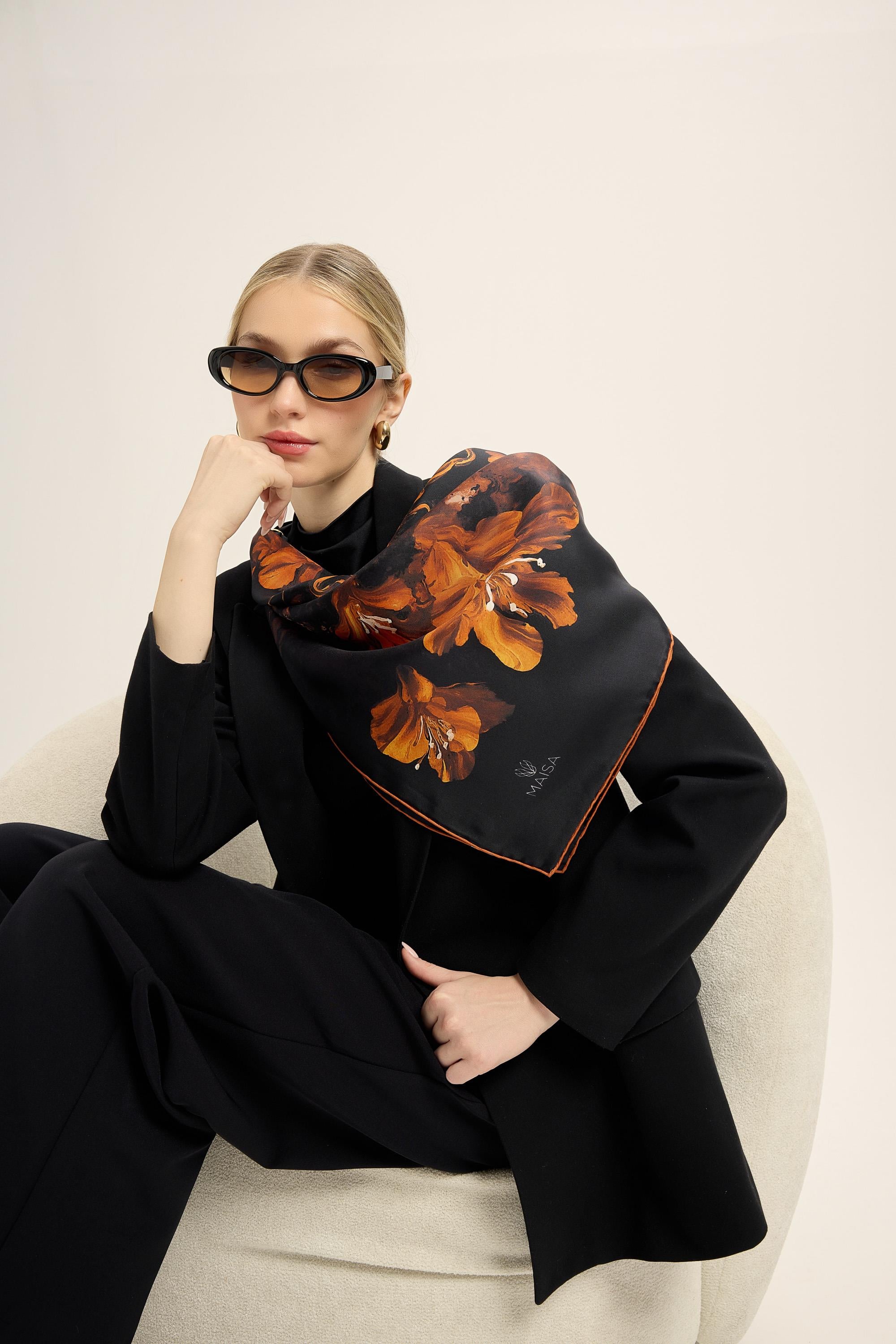 NARİN TİVİL İPEK EŞARP 90*90 CM - SİYAH