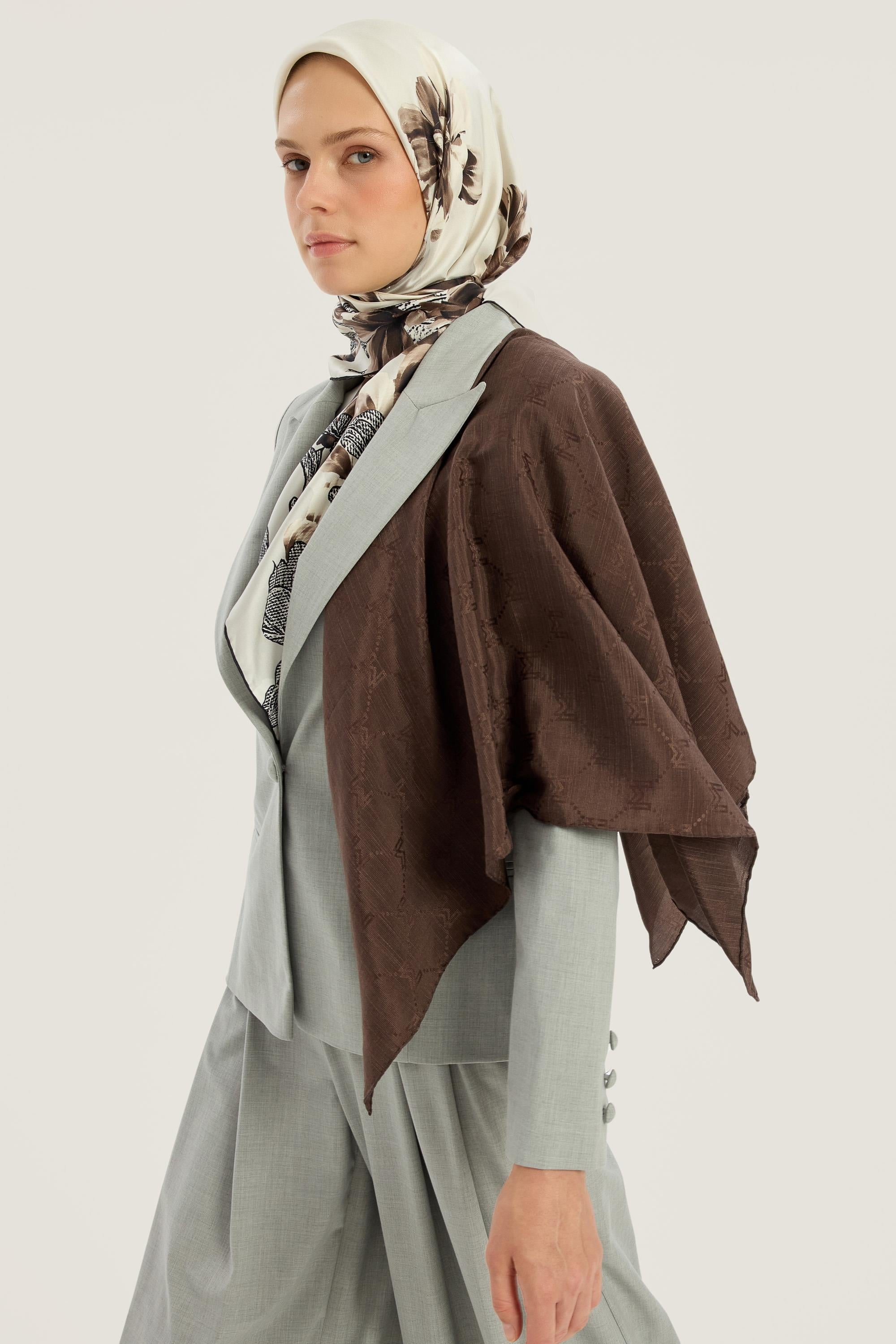 NEDA PAMUK İPEK EŞARP 90*90 CM - KAHVERENGİ