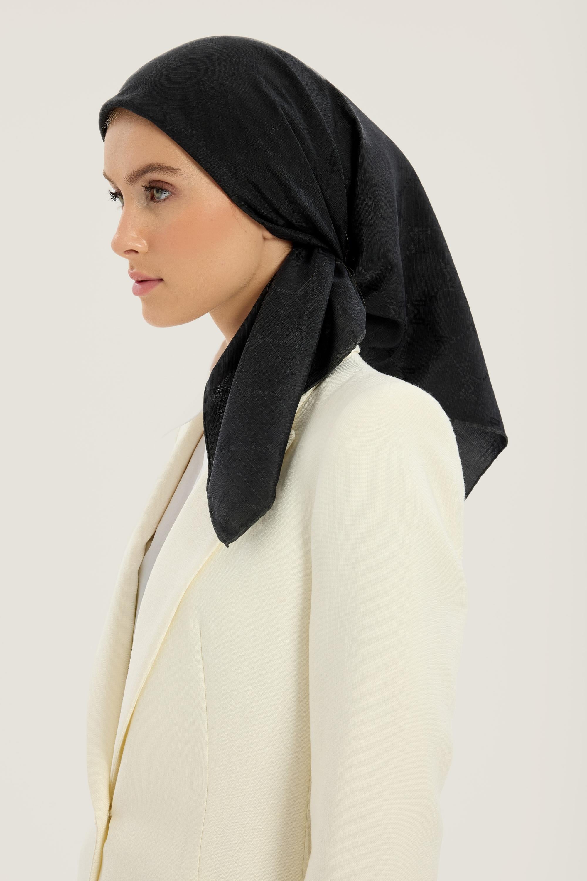 NEDA PAMUK İPEK EŞARP 90*90 CM - SİYAH