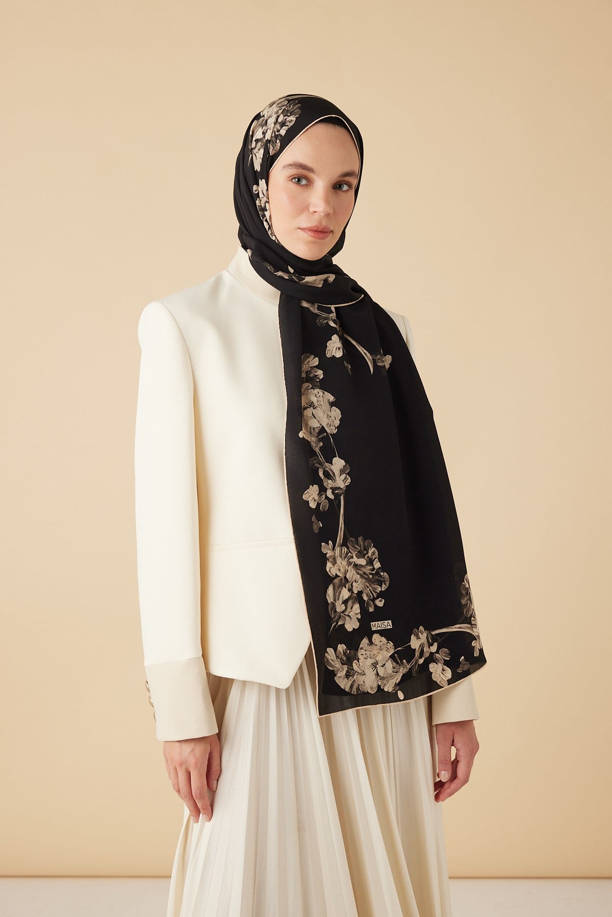 NEVA KREP İPEK ŞAL 70*190 CM - SİYAH BEJ