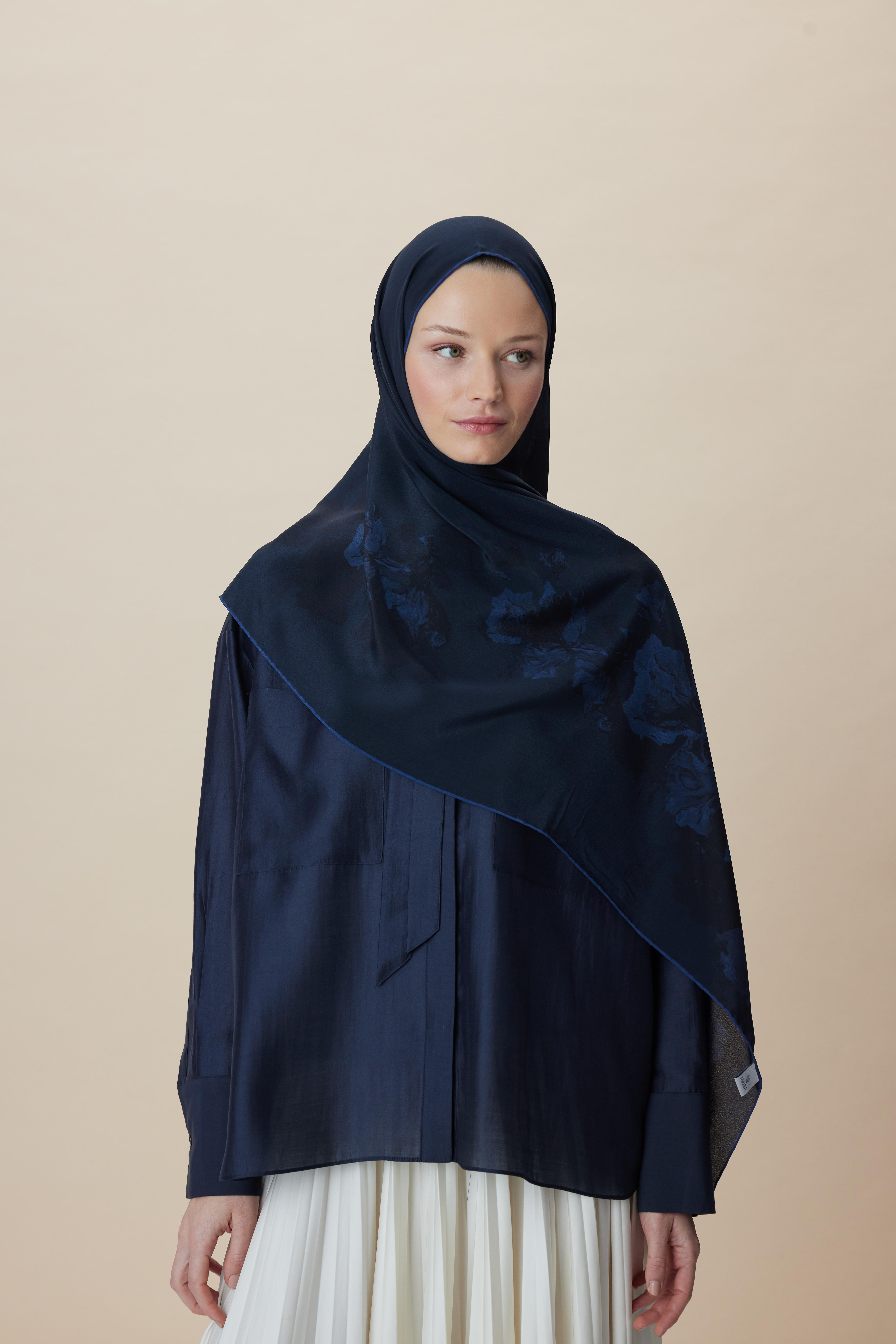 NEVBAHAR KREP İPEK ŞAL 70*190 CM - KOYU LACİVERT