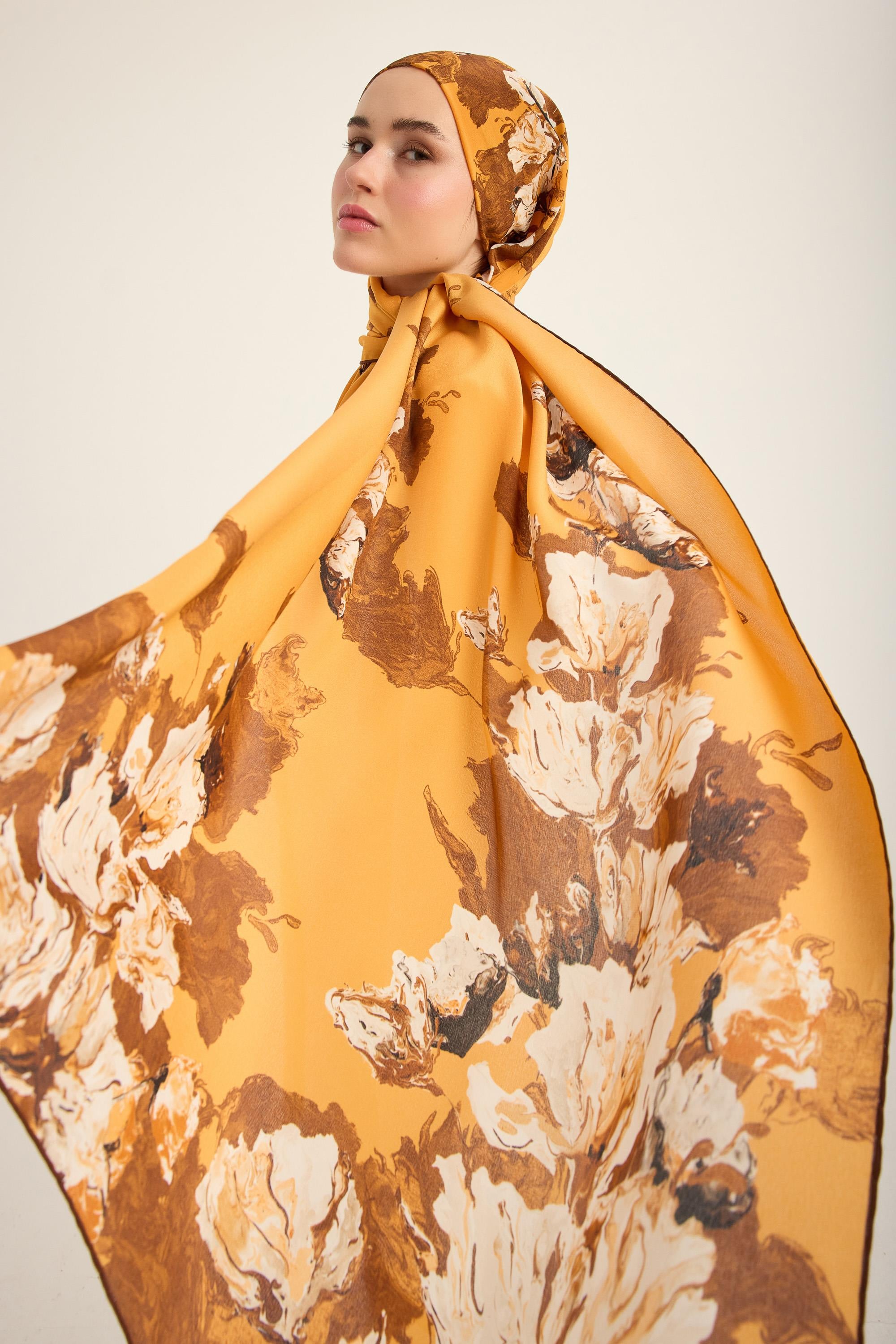 NEVBAHAR KREP İPEK ŞAL 70*190 CM - SAFRAN