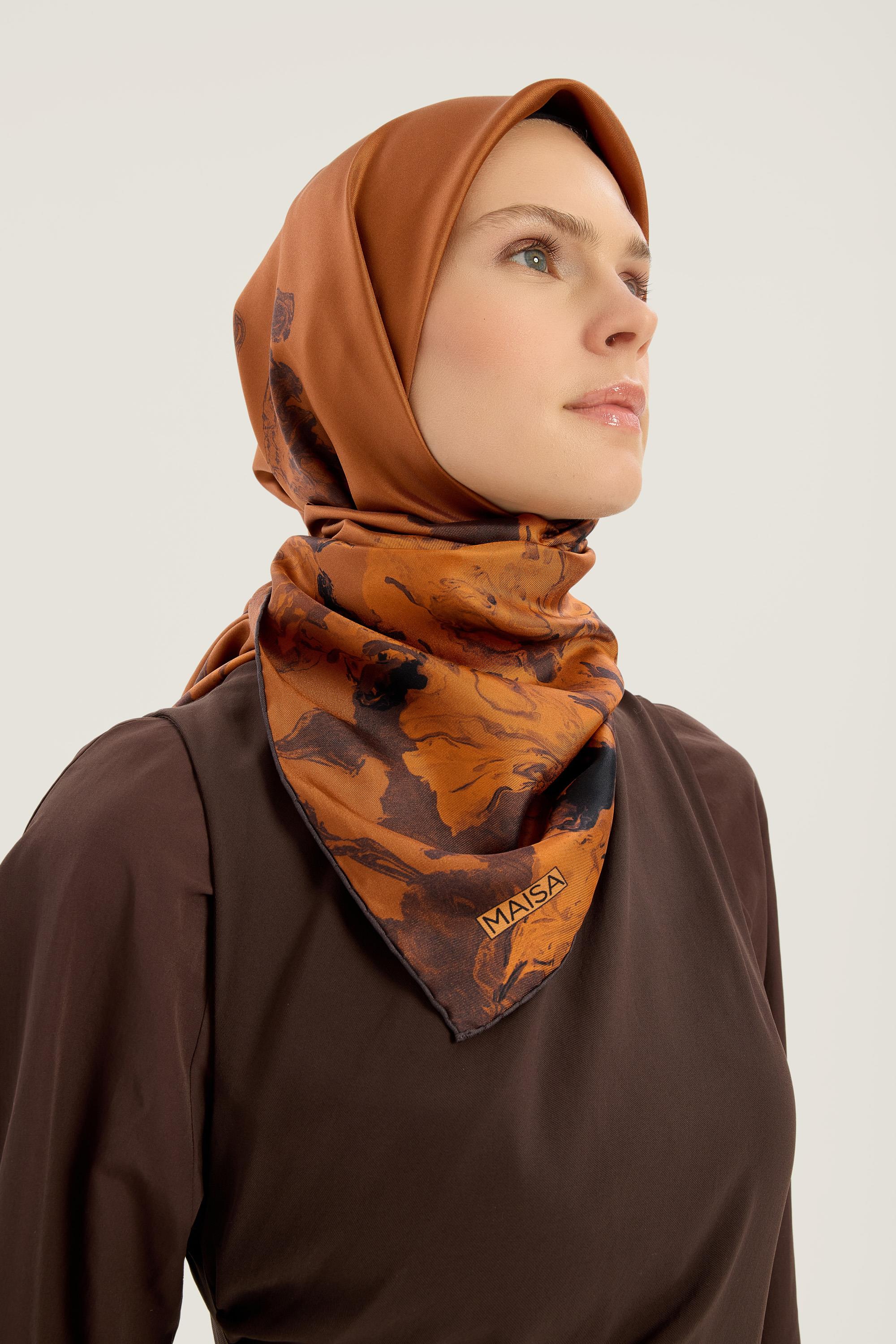 NEVBAHAR TİVİL İPEK EŞARP 90*90 CM - TABA