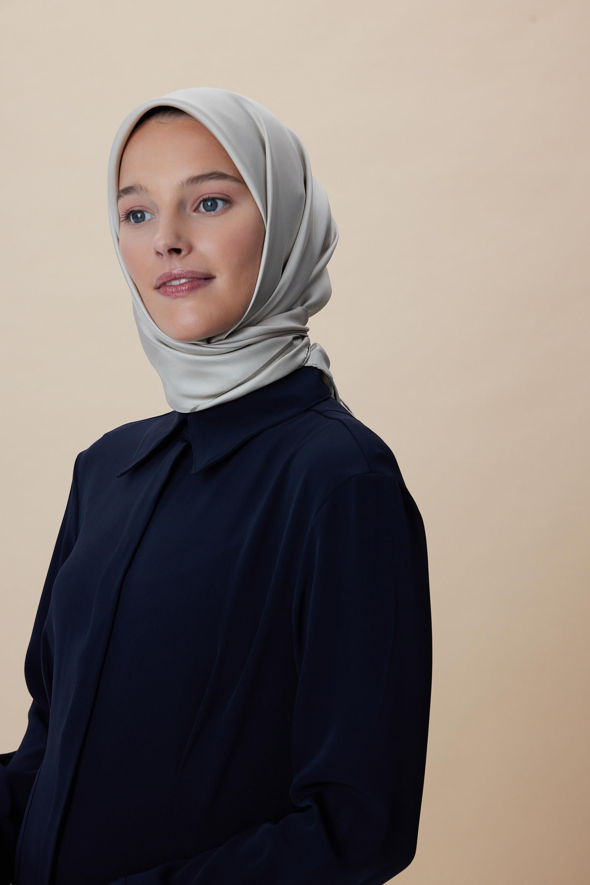 PAK TİVİL İPEK EŞARP 90*90 CM - BEJ