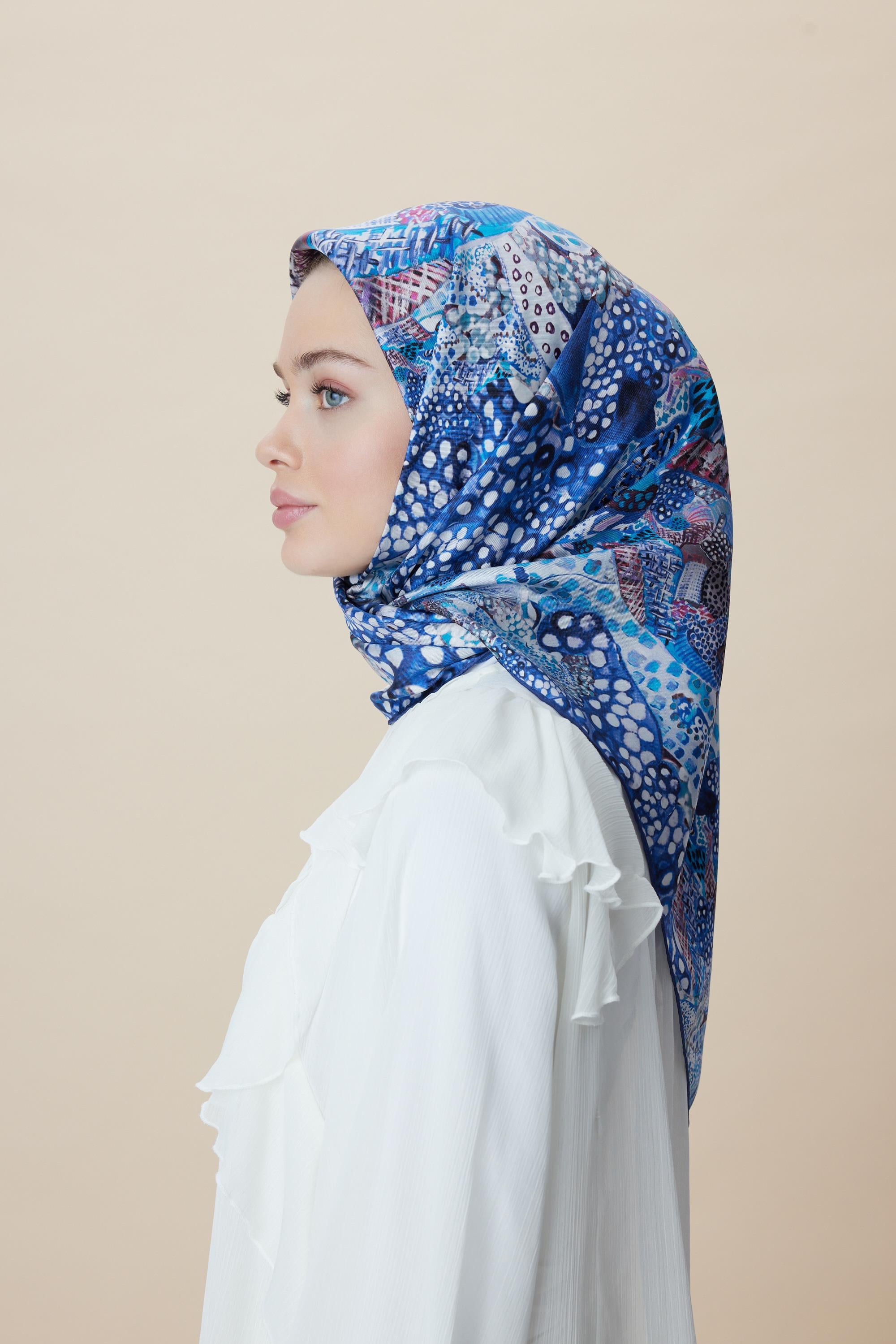 RENGİN TİVİL İPEK EŞARP 90*90 CM - LACİVERT