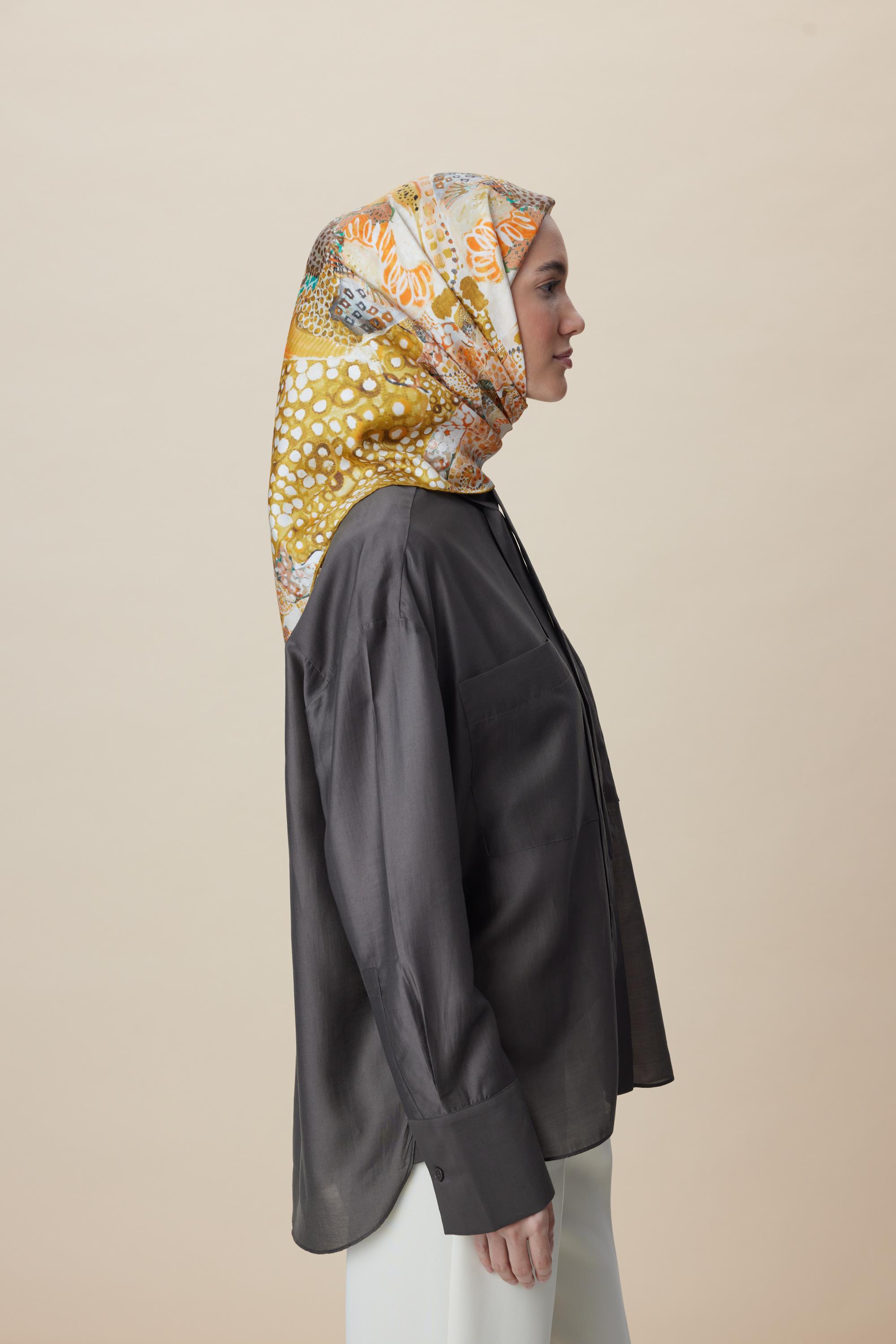 RENGİN TİVİL İPEK EŞARP 90*90 CM - YAĞ YEŞİLİ